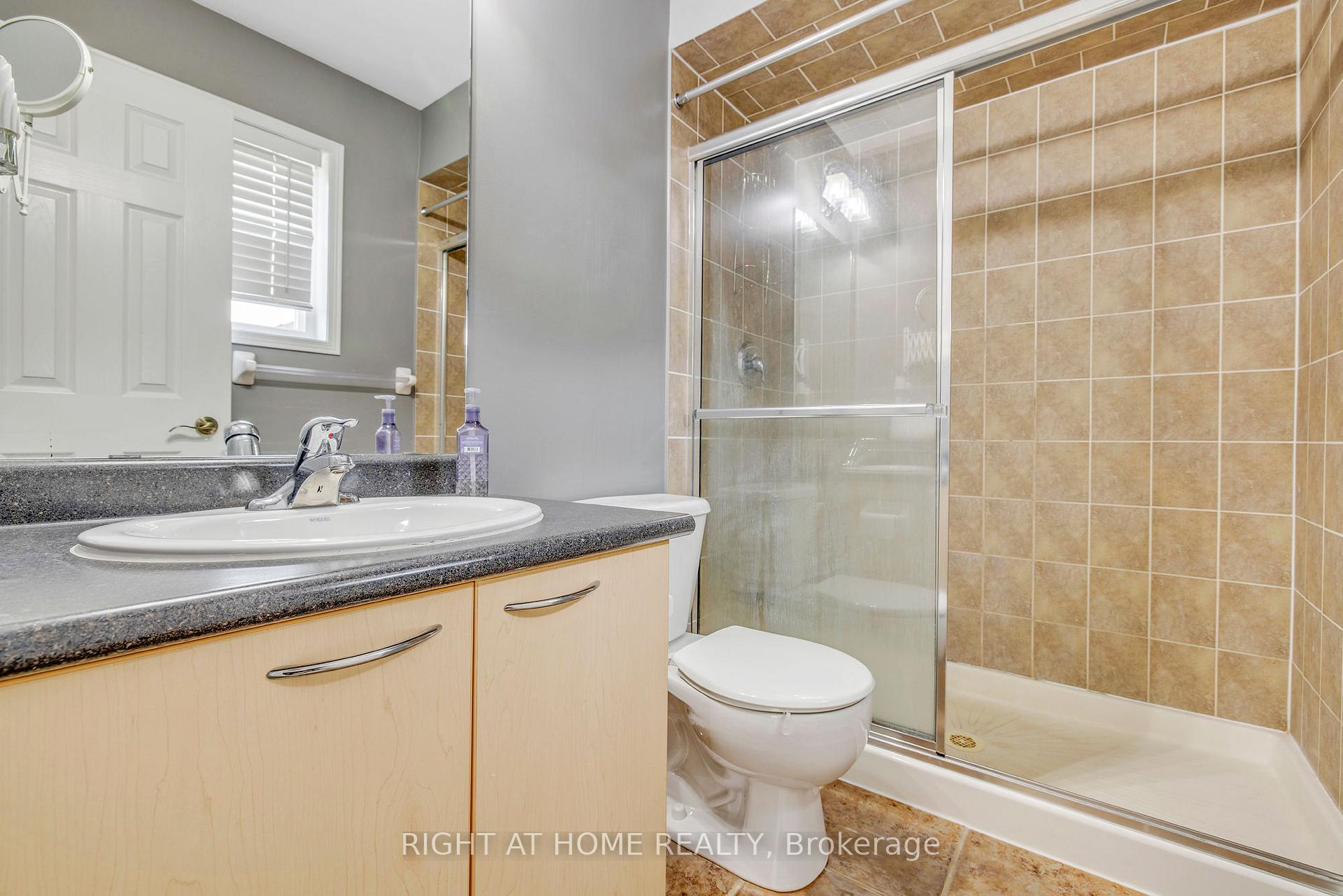 Photo 25 of 80 Powell Drive, Hamilton, Binbrook — HOMEH