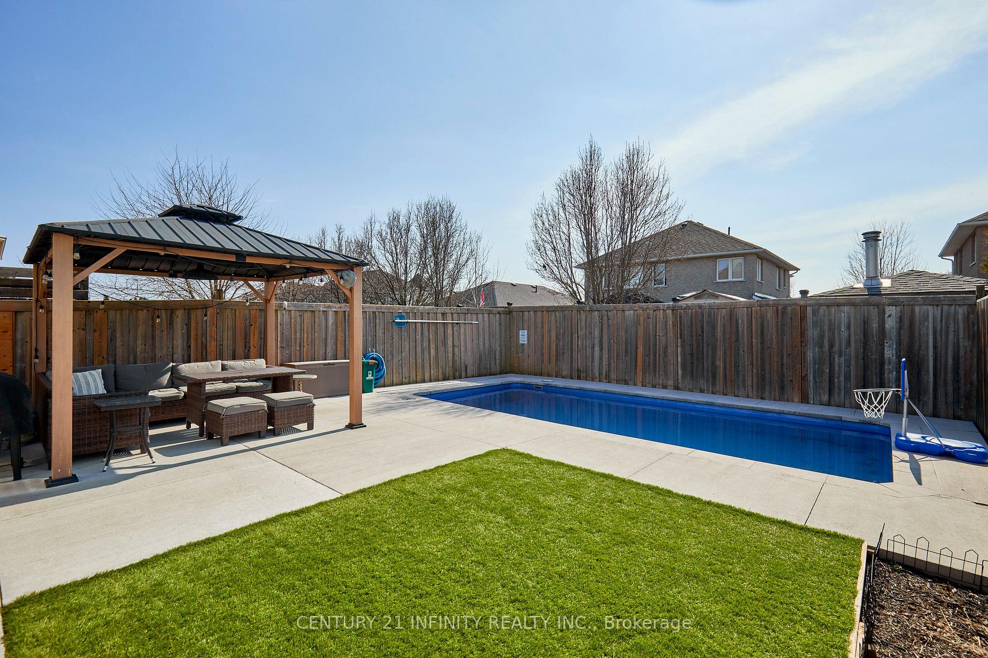 Photo 31 of 134 Laking Drive, Clarington, Newcastle — HOMEH