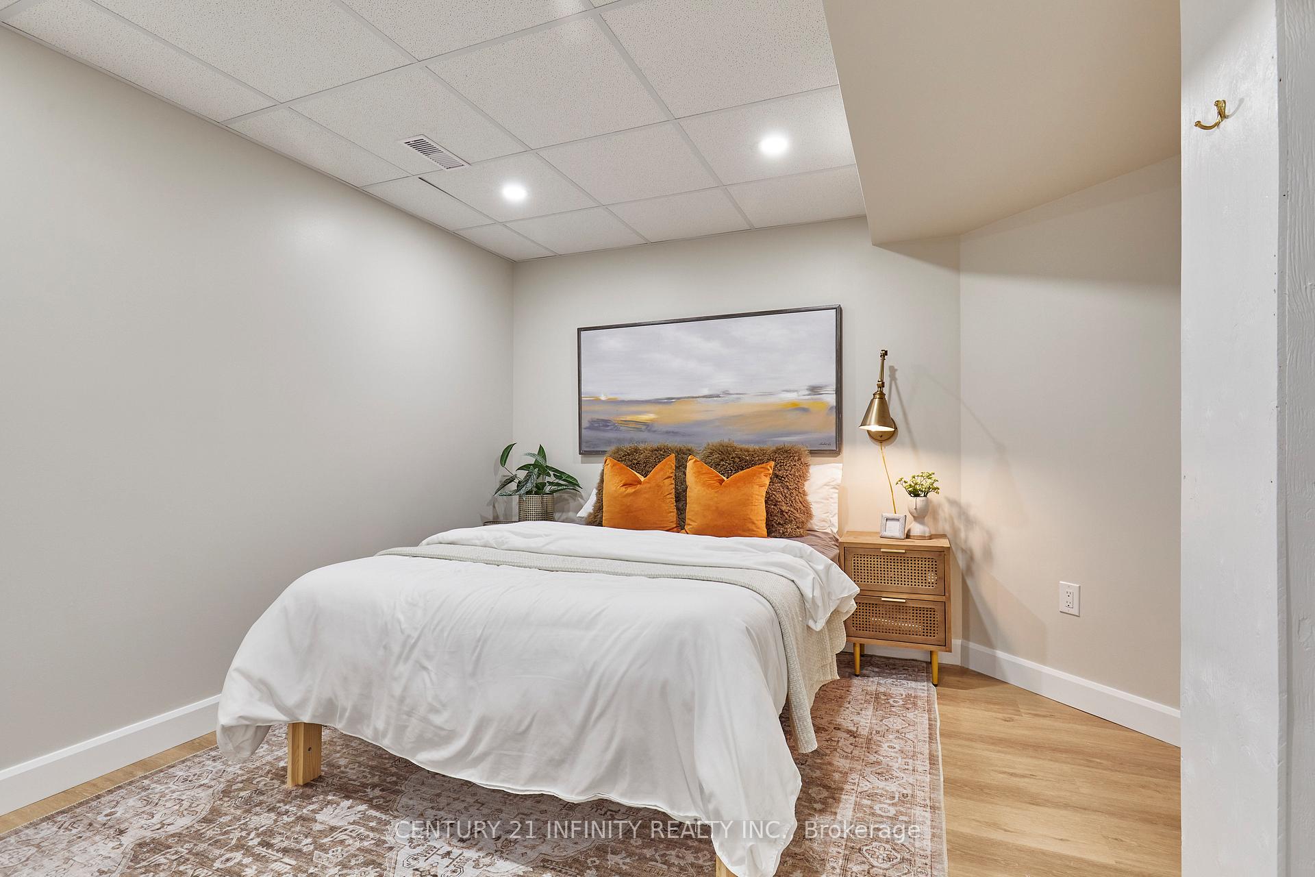 Photo 49 of 134 Laking Drive, Clarington, Newcastle — HOMEH