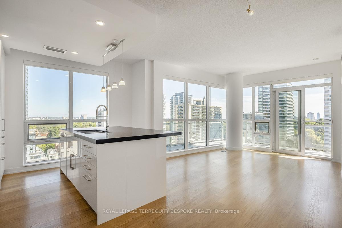 Photo 12 of Unit 1017, 98 Lillian Street, Toronto, Mount Pleasant West — HOMEH
