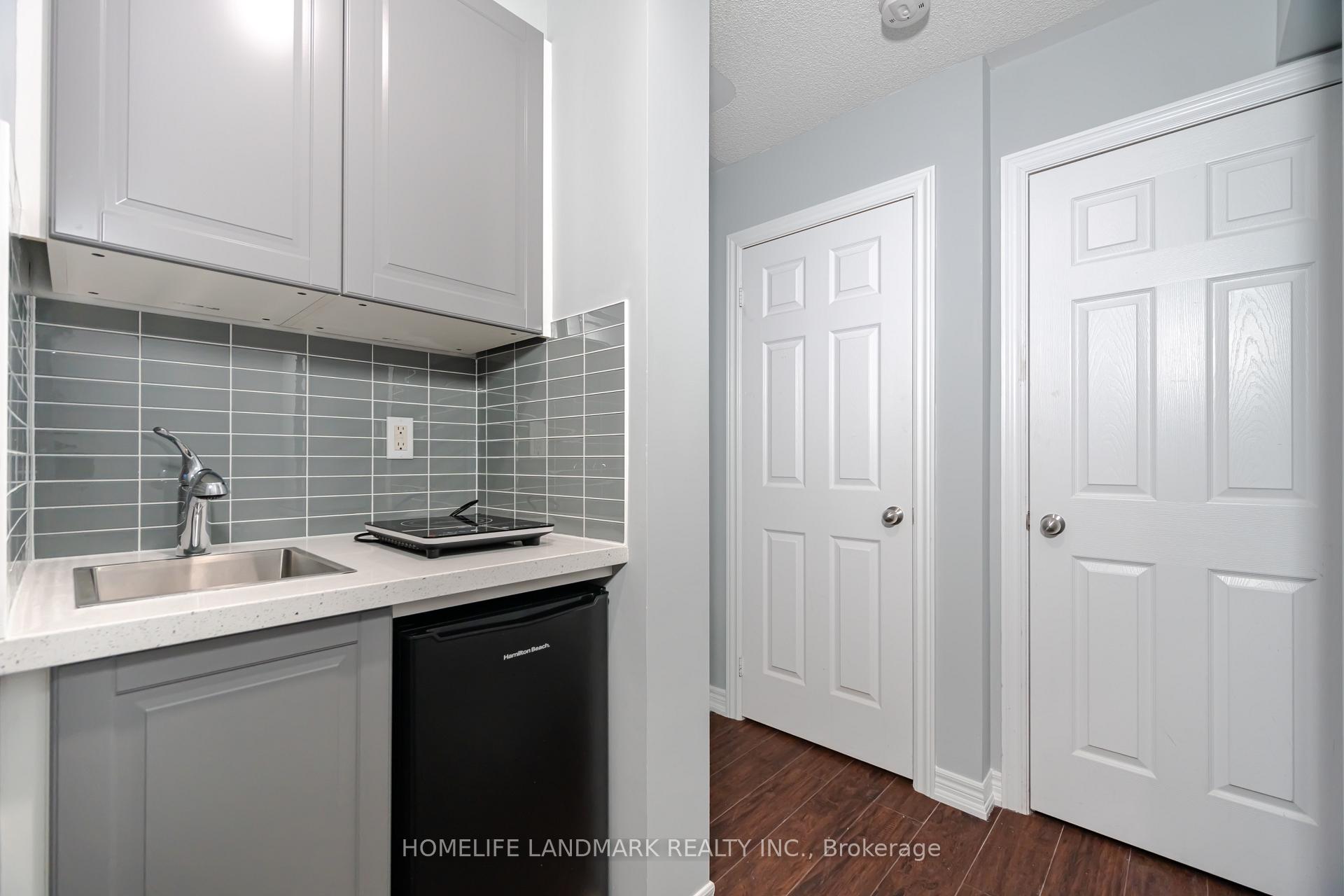 Photo 21 of 7 Rockbrook Trail, Brampton, Northwest Brampton — HOMEH