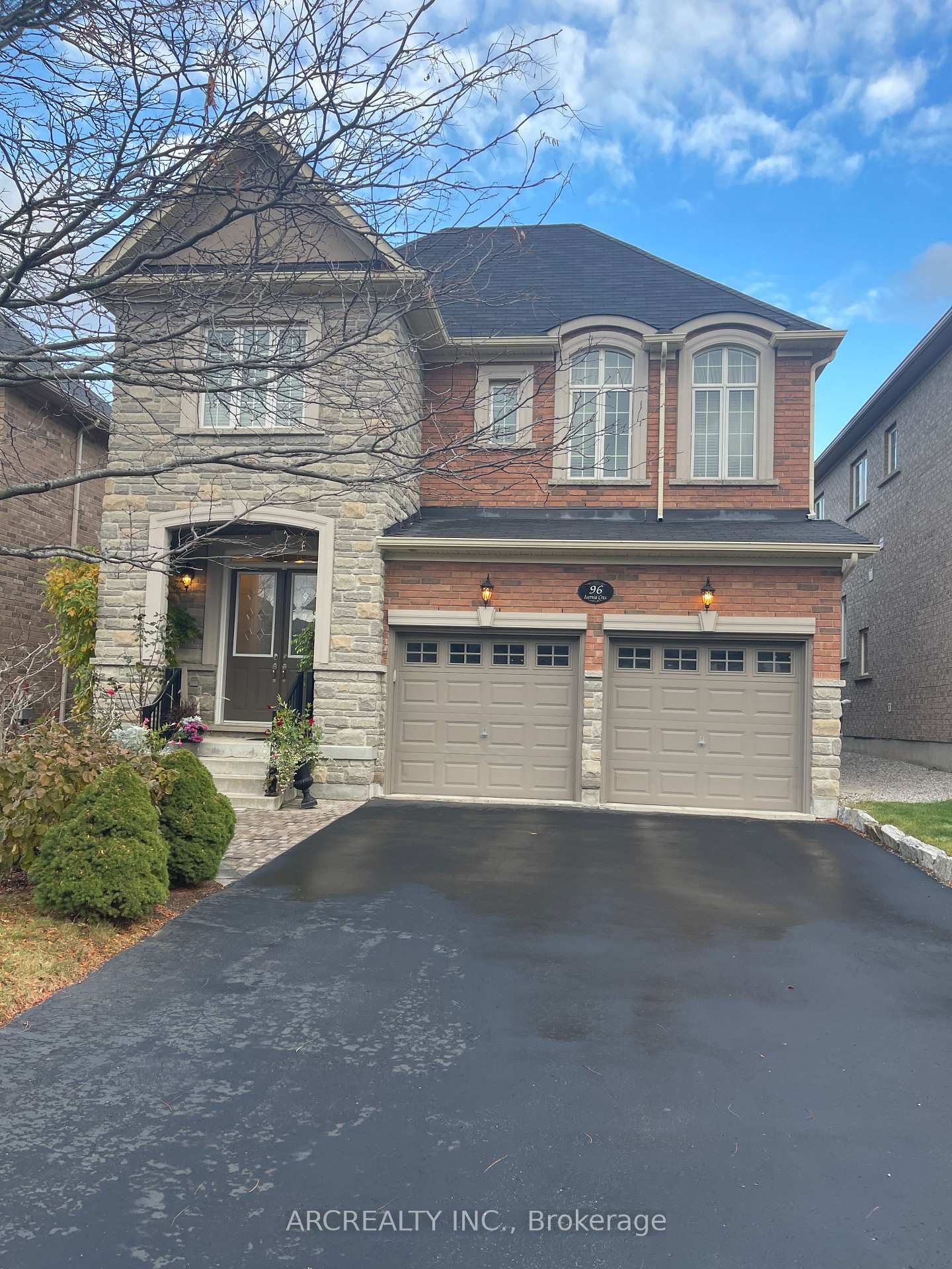 Photo 1 of 96 Isernia Crescent, Vaughan, Vellore Village — HOMEH