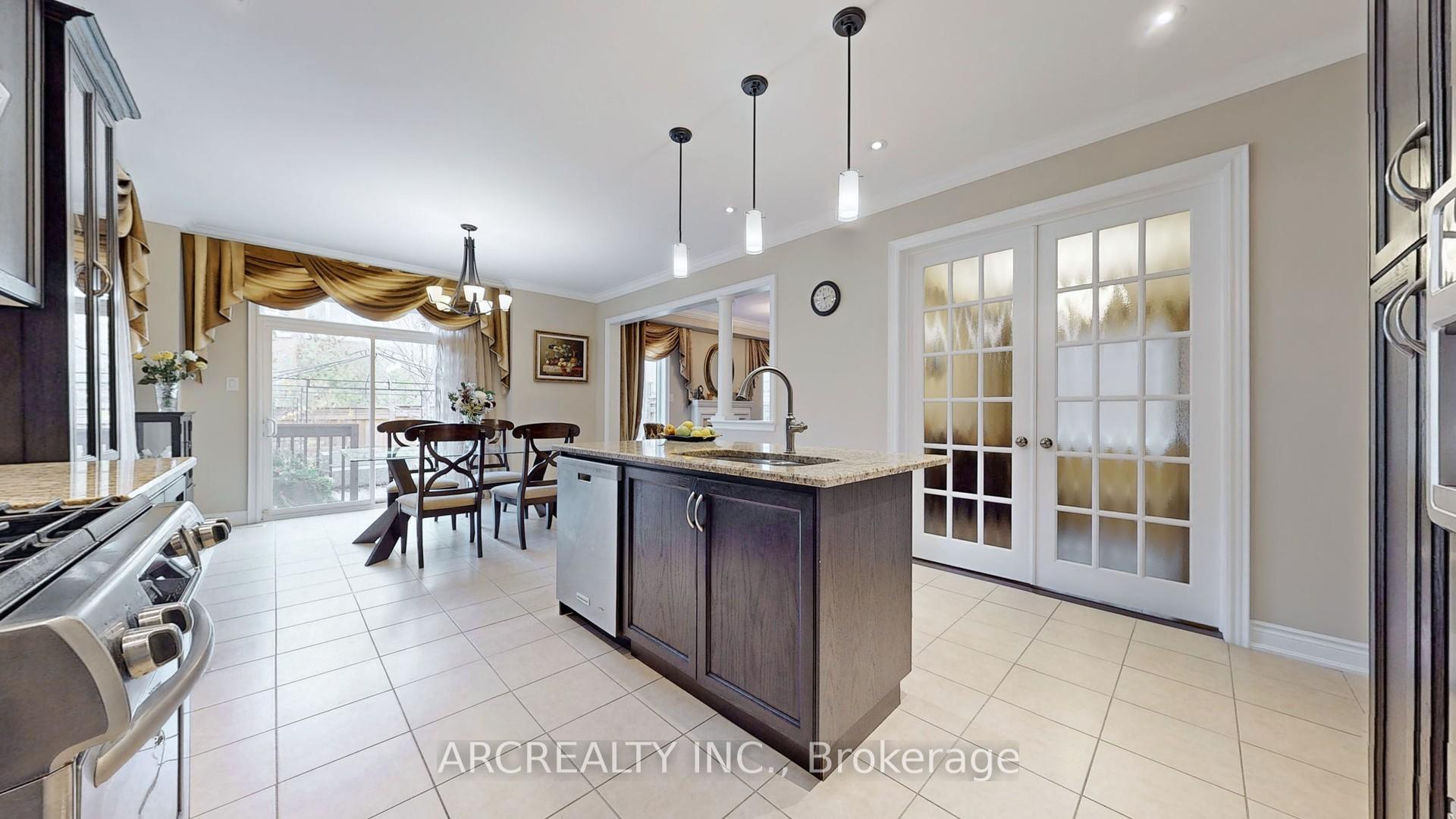 Photo 6 of 96 Isernia Crescent, Vaughan, Vellore Village — HOMEH