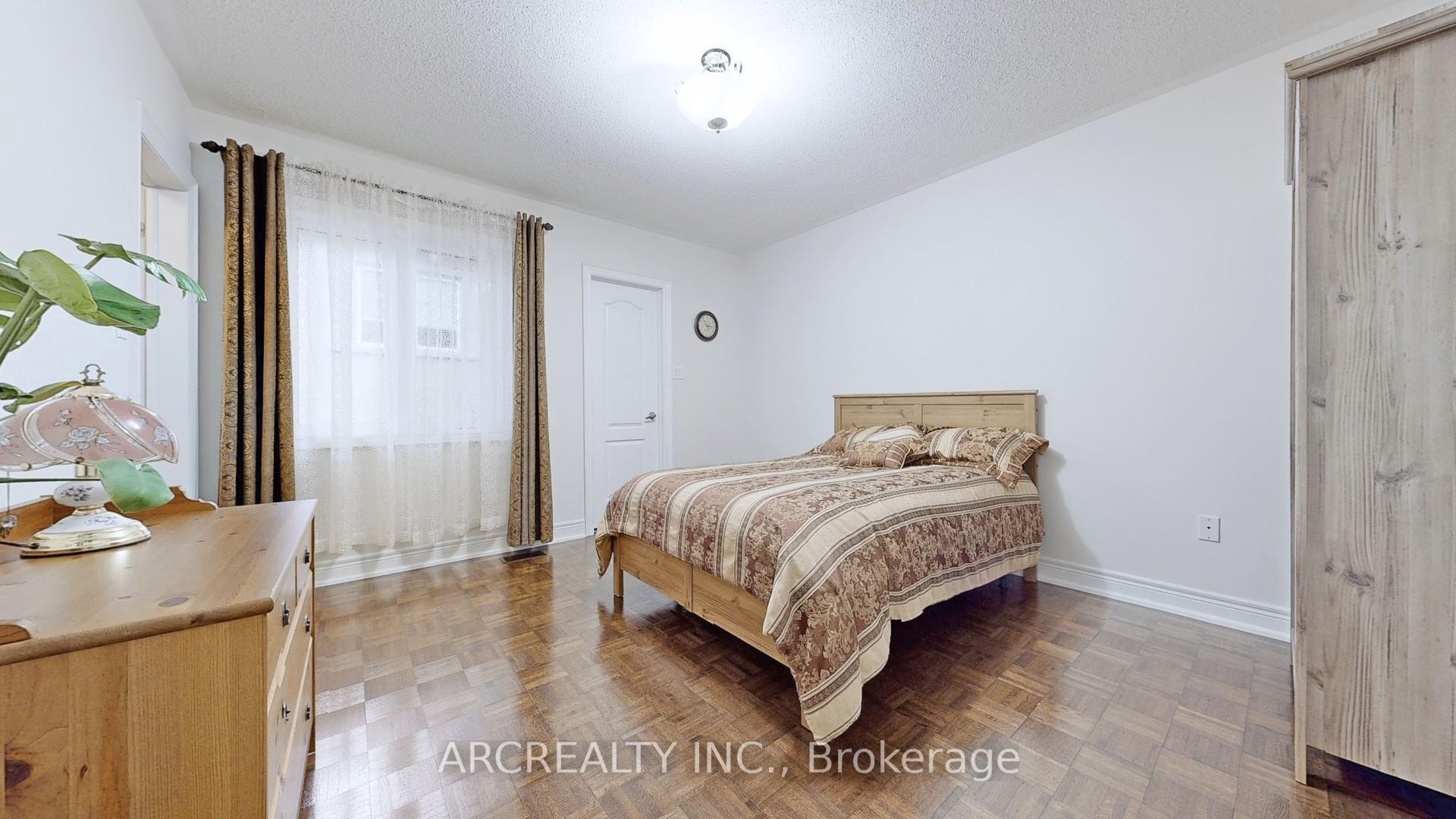 Photo 21 of 96 Isernia Crescent, Vaughan, Vellore Village — HOMEH