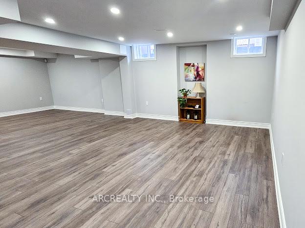 Photo 5 of 96 Isernia Crescent, Vaughan, Vellore Village — HOMEH
