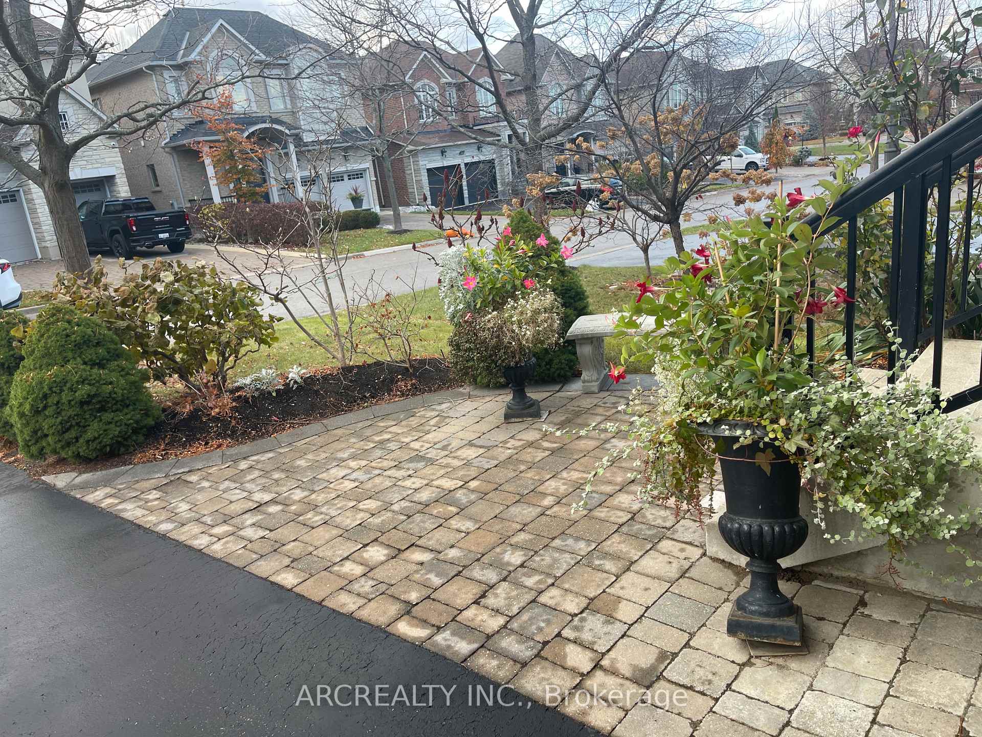 Photo 24 of 96 Isernia Crescent, Vaughan, Vellore Village — HOMEH