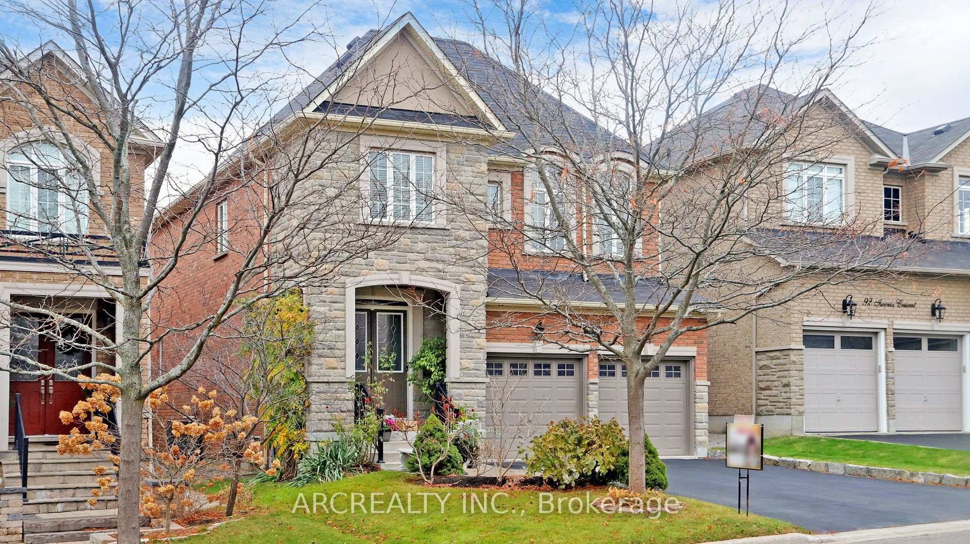 Photo 20 of 96 Isernia Crescent, Vaughan, Vellore Village — HOMEH