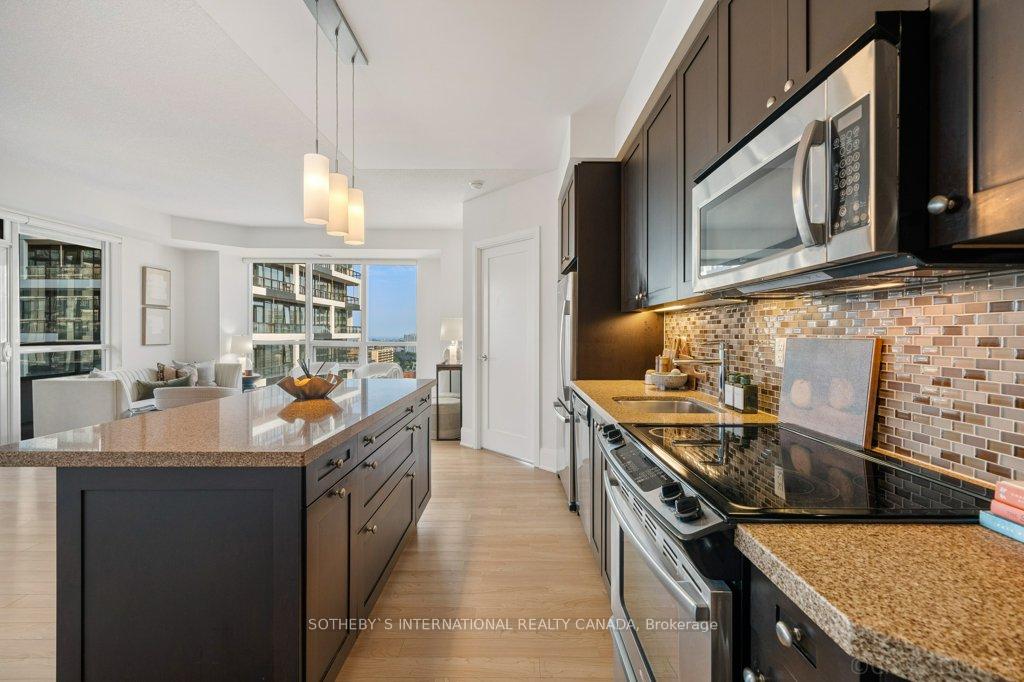 Photo 13 of Unit 1907, 25 Broadway Avenue, Toronto, Mount Pleasant West — HOMEH