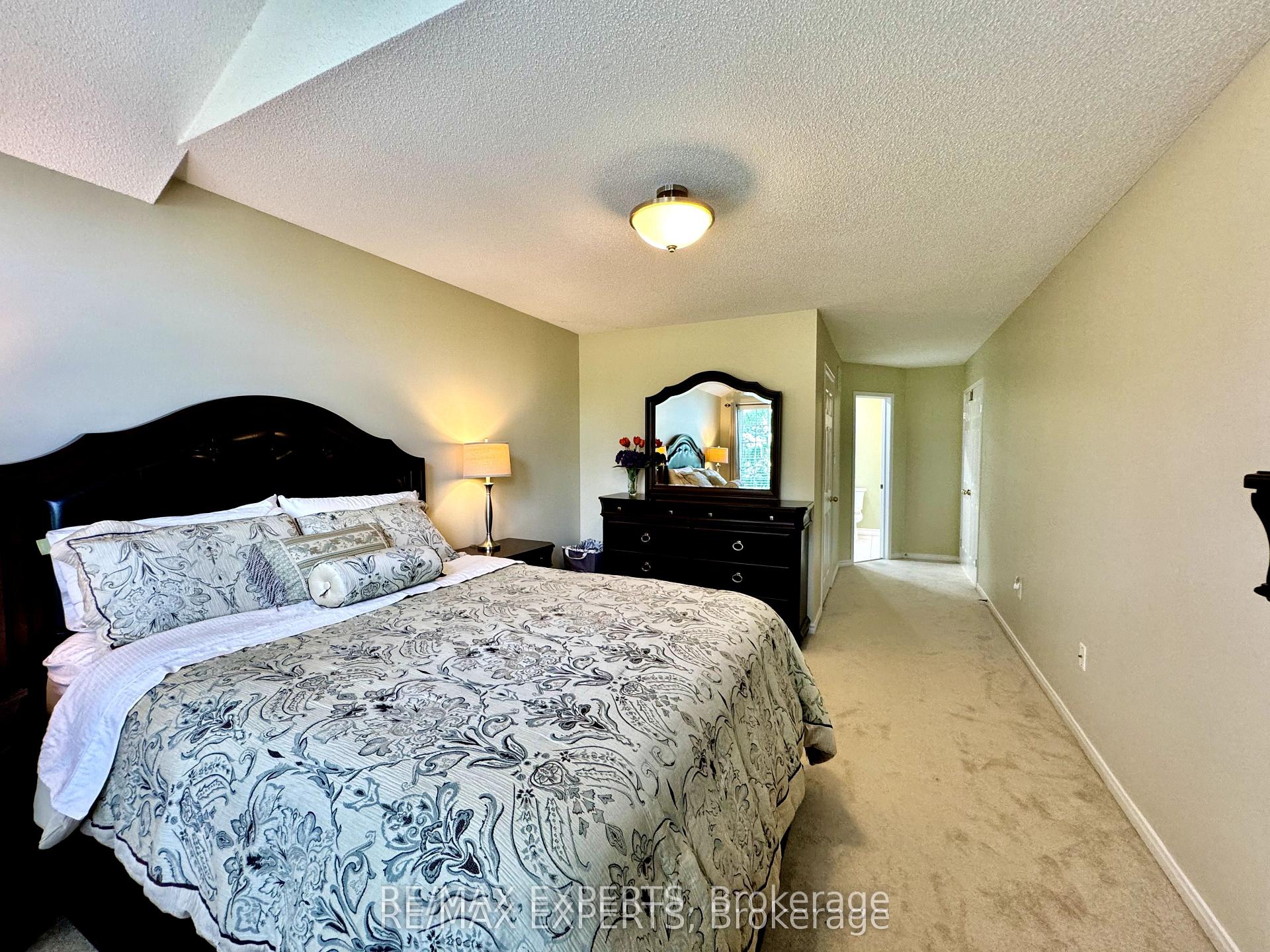 Photo 22 of 23 Kingsridge Road, Barrie, Bayshore — HOMEH