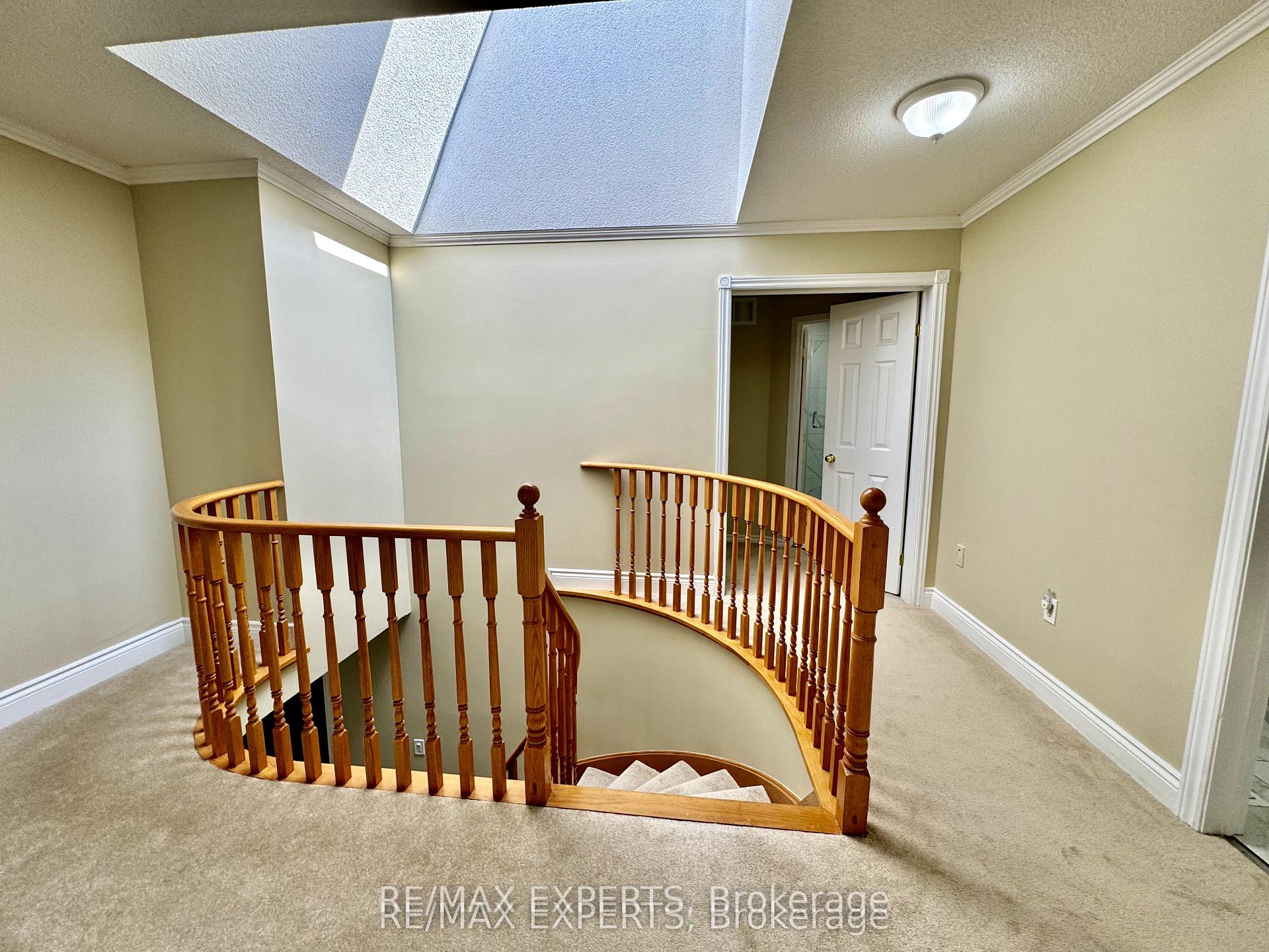 Photo 24 of 23 Kingsridge Road, Barrie, Bayshore — HOMEH