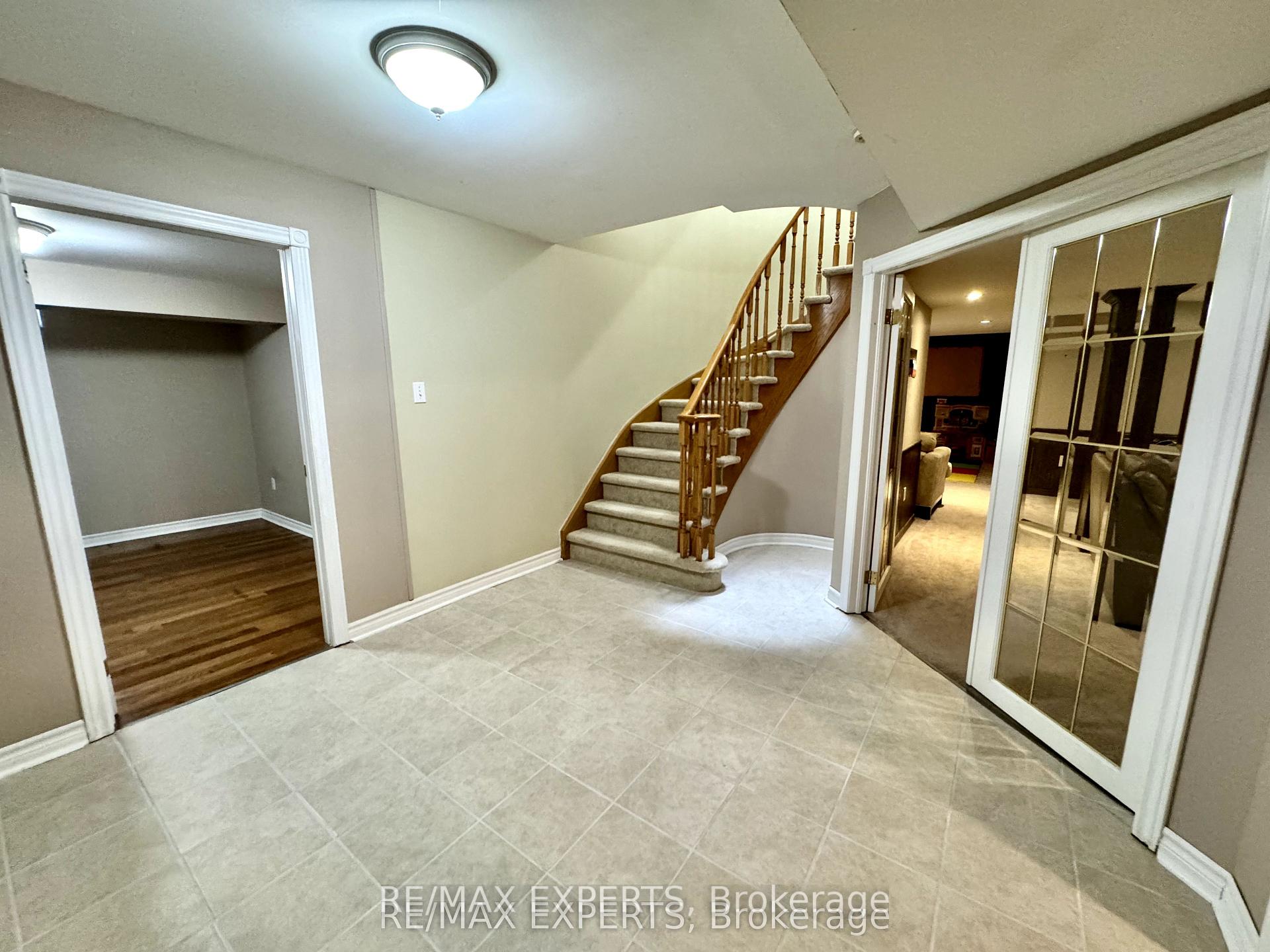 Photo 25 of 23 Kingsridge Road, Barrie, Bayshore — HOMEH