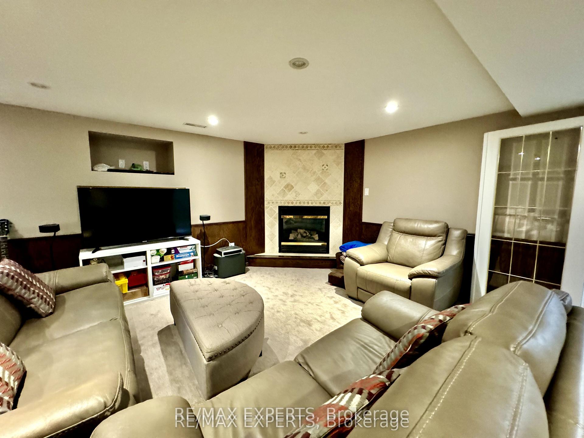 Photo 31 of 23 Kingsridge Road, Barrie, Bayshore — HOMEH
