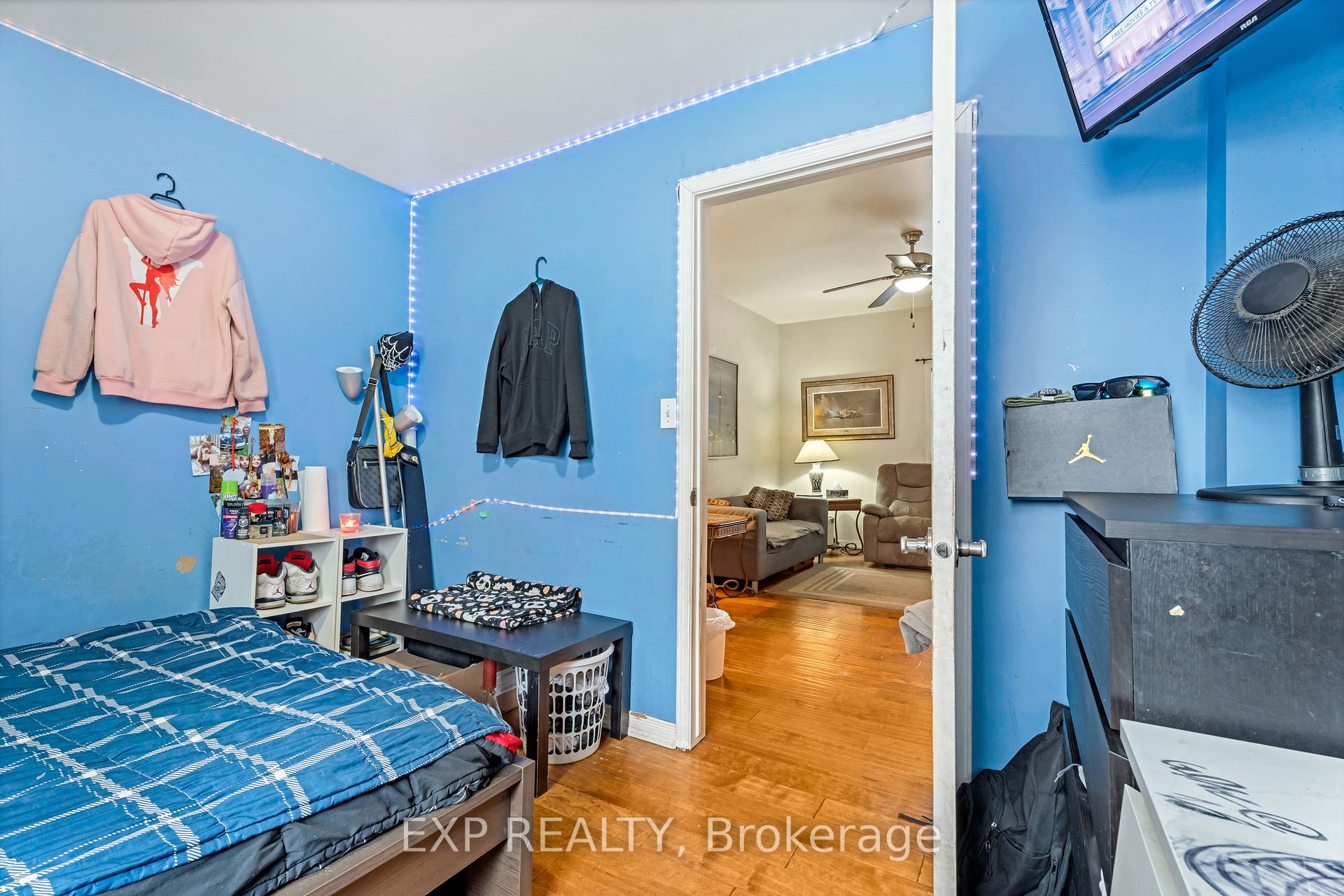 Photo 11 of 900 Concession Street S, Hamilton, Raleigh — HOMEH