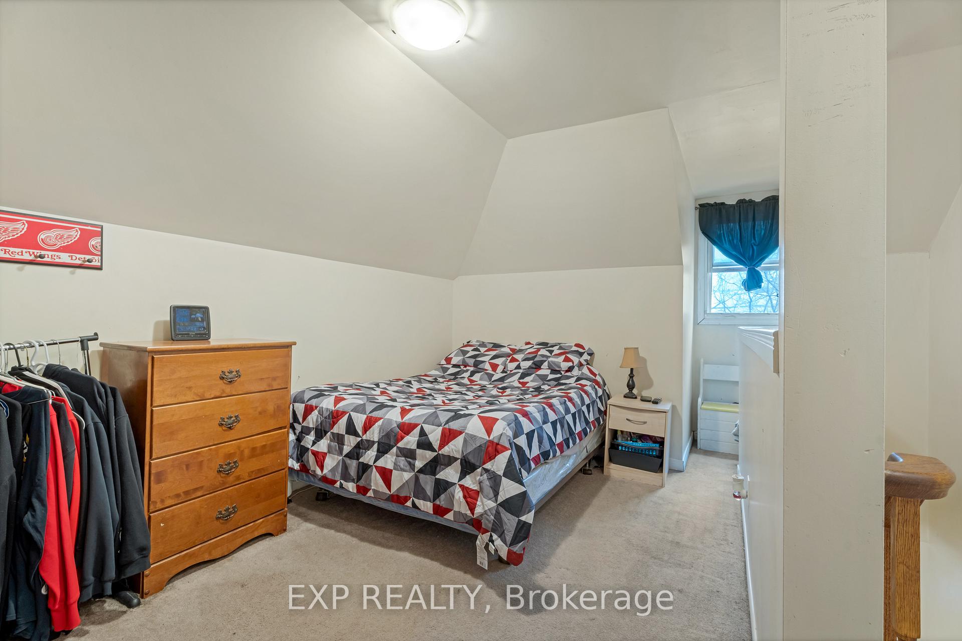 Photo 18 of 900 Concession Street S, Hamilton, Raleigh — HOMEH
