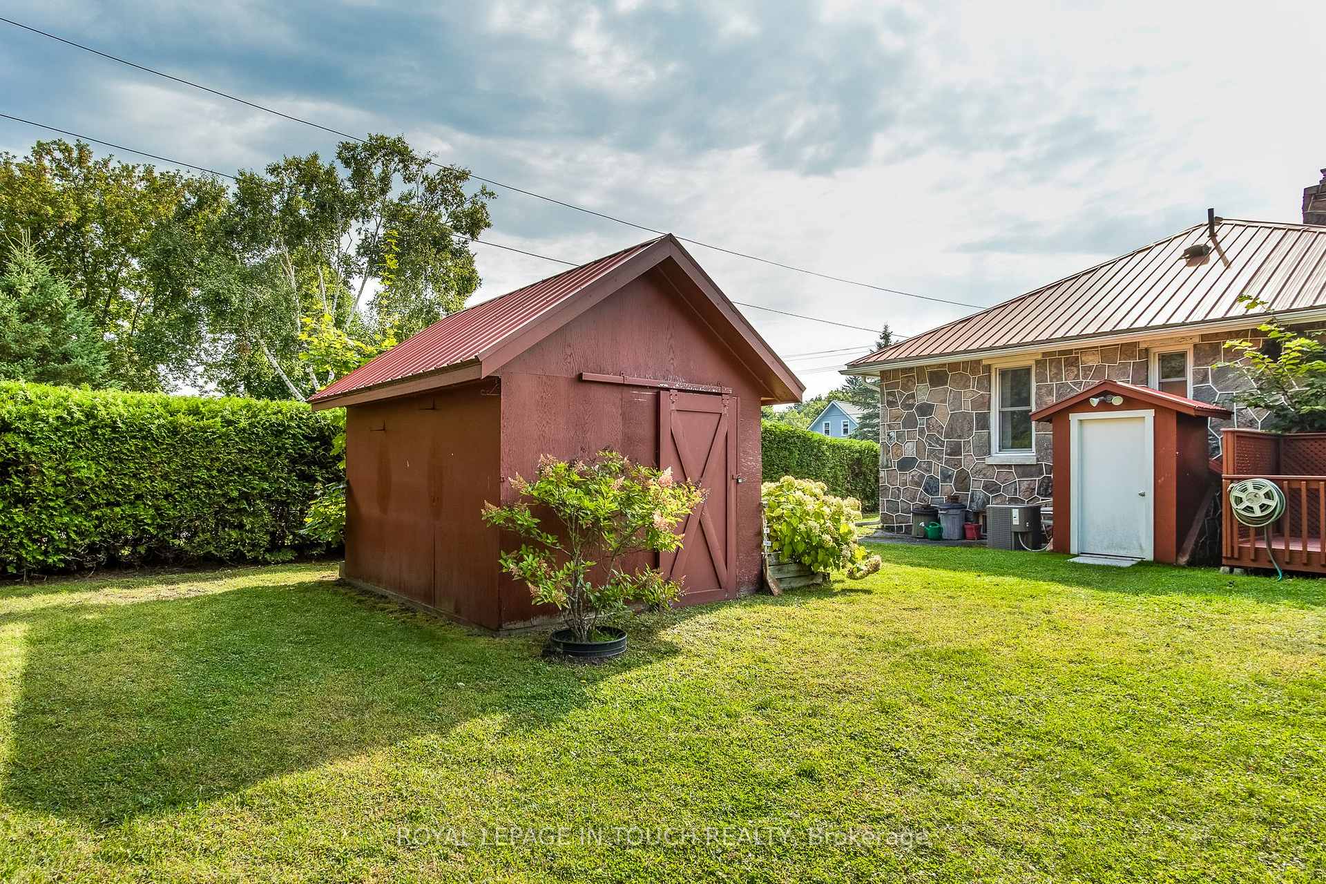 Photo 25 of 17 Edward Street, Penetanguishene — HOMEH
