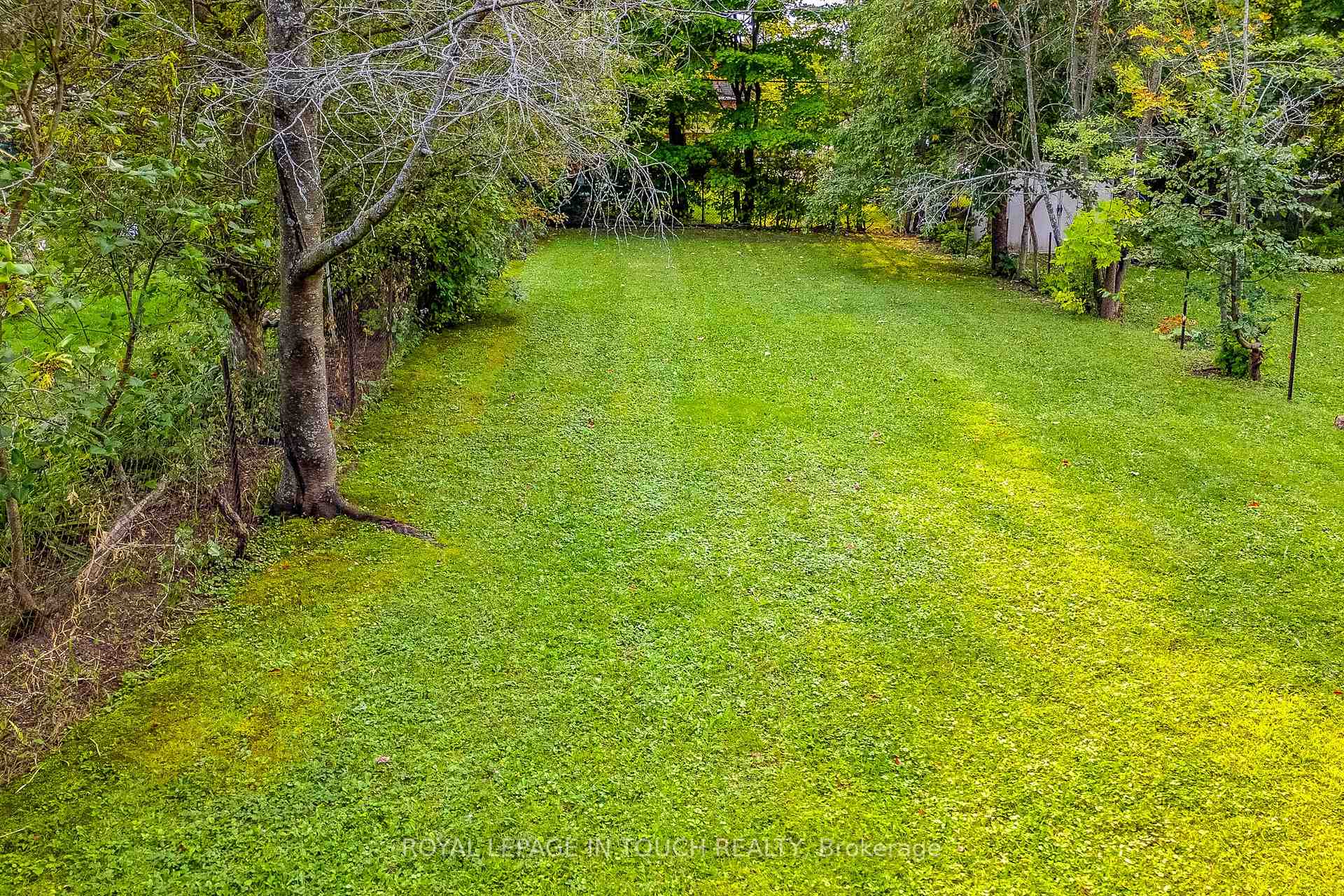 Photo 39 of 17 Edward Street, Penetanguishene — HOMEH