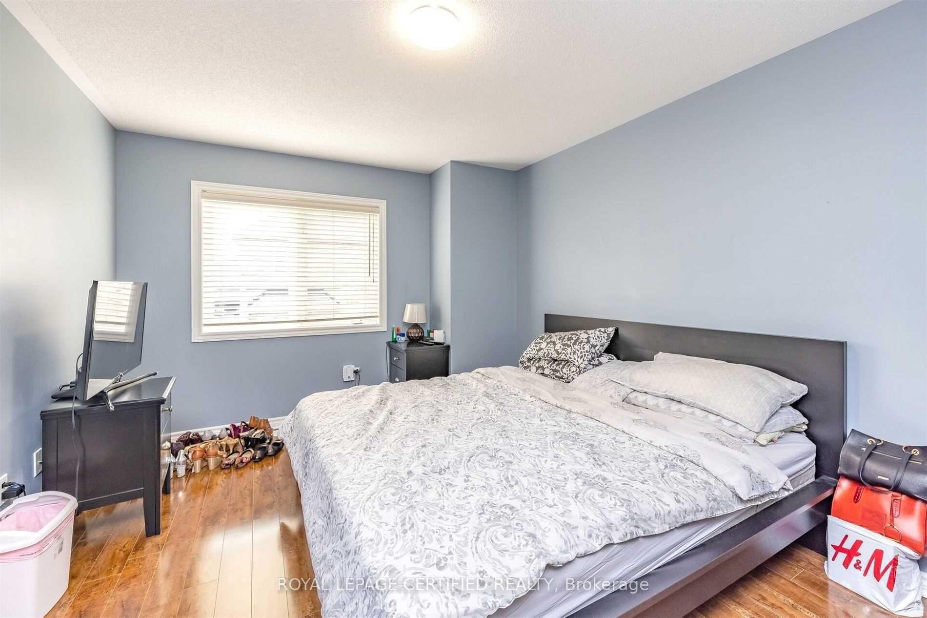 Photo 16 of 37 Lola Crescent, Brampton, Northwest Brampton — HOMEH