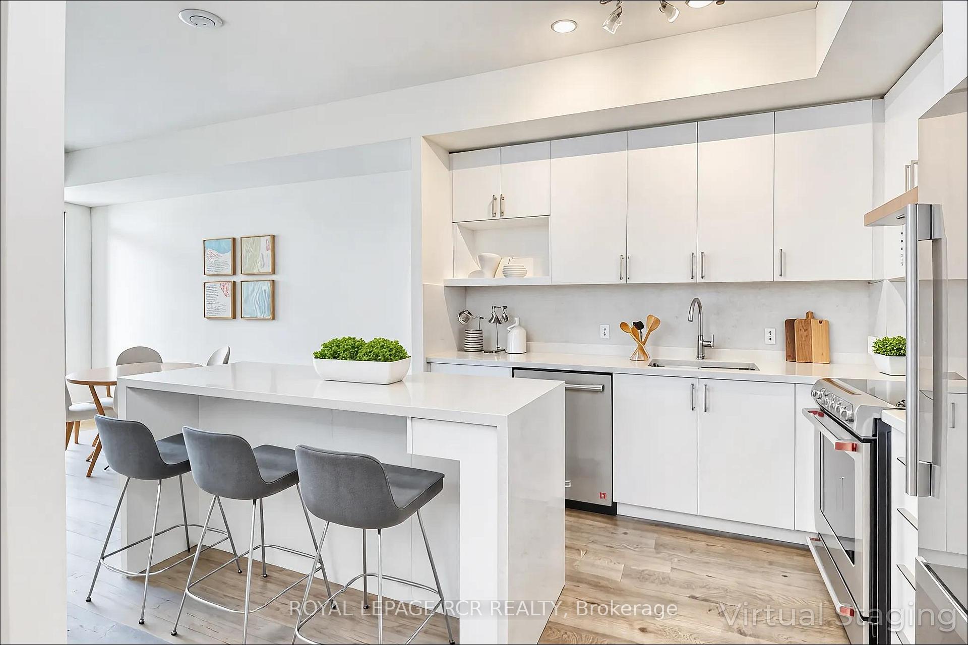 Photo 19 of Unit 425, 9000 Jane Street, Vaughan, Vellore Village — HOMEH