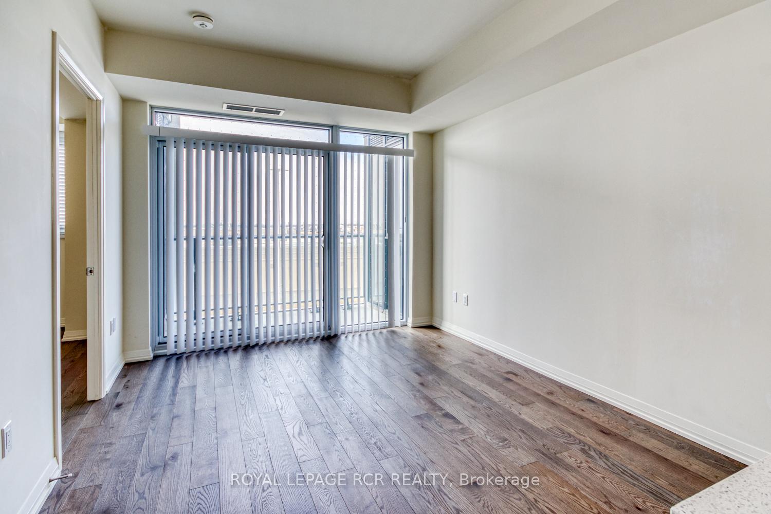 Photo 10 of Unit 425, 9000 Jane Street, Vaughan, Vellore Village — HOMEH