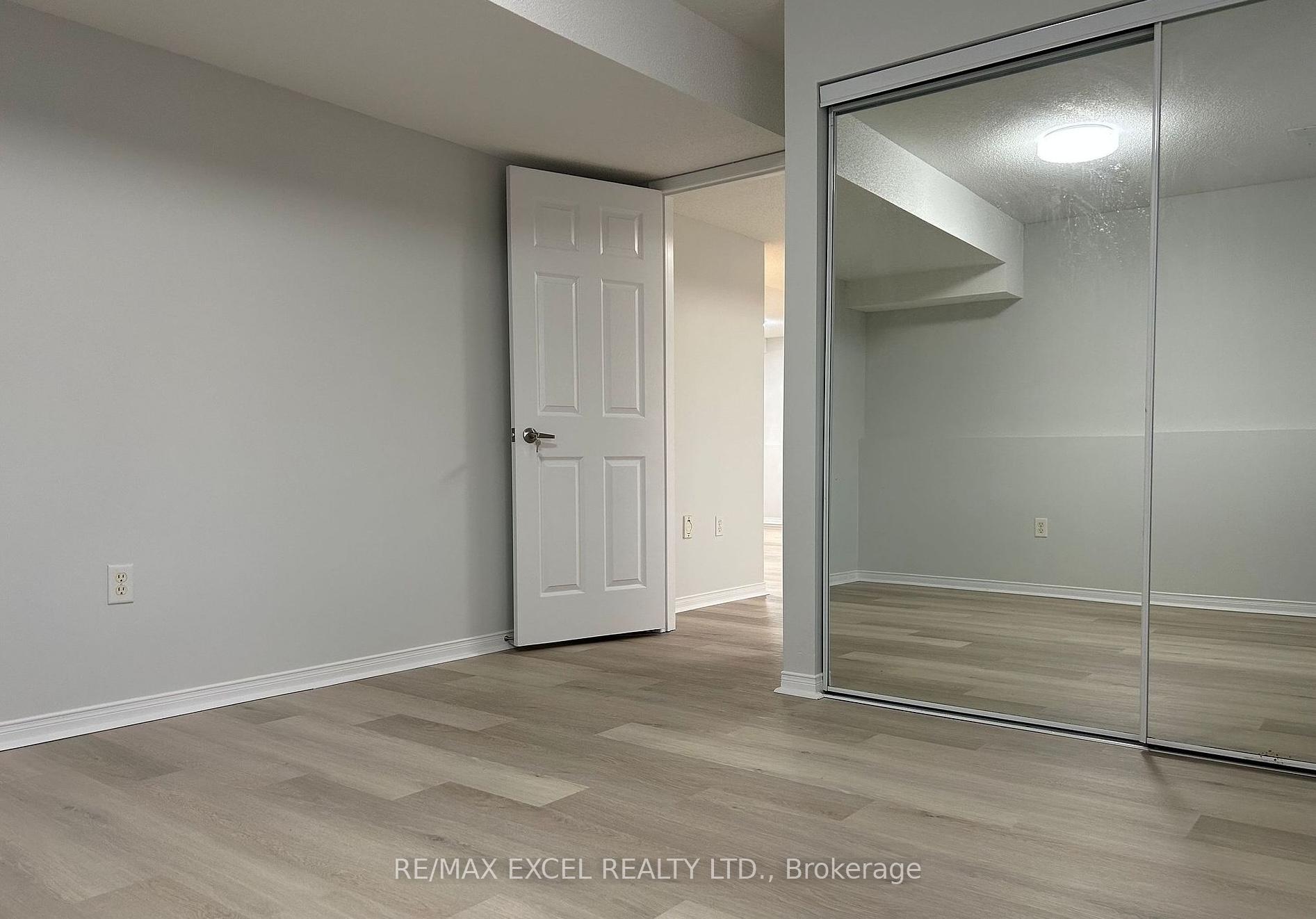 Photo 8 of Unit upper, 265 Johnson Street, Barrie, Georgian Drive — HOMEH