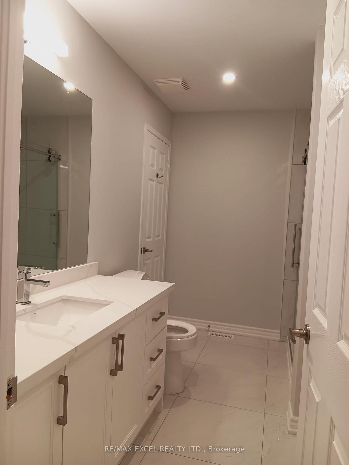 Photo 24 of Unit upper, 265 Johnson Street, Barrie, Georgian Drive — HOMEH