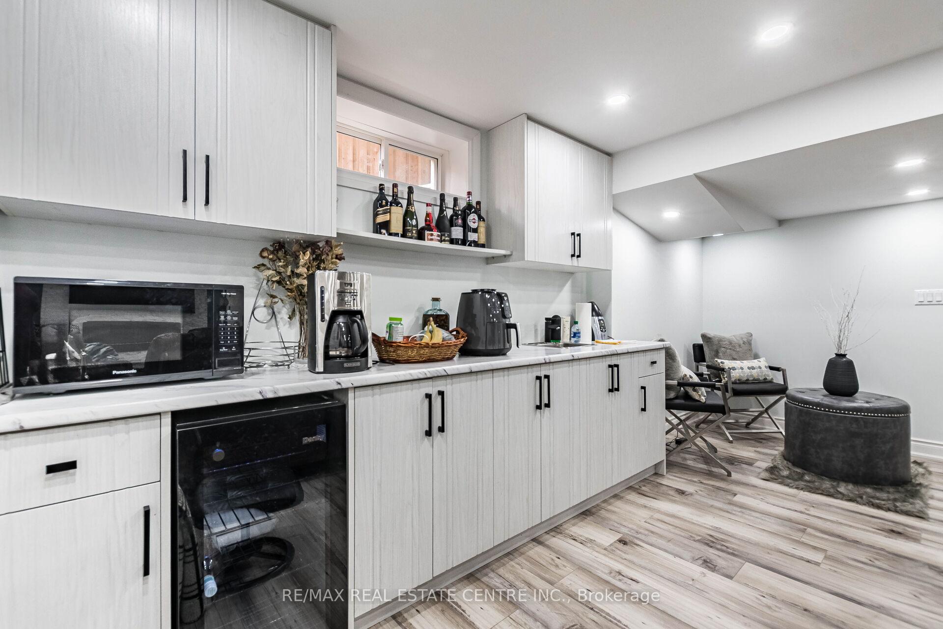 Photo 5 of Unit BSMT, 69 Twistleton Street, Caledon, Rural Caledon — HOMEH