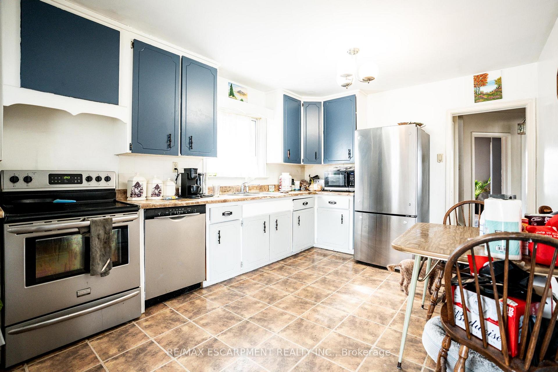 Photo 7 of 21 Shynal Avenue, Hamilton, Parkview — HOMEH