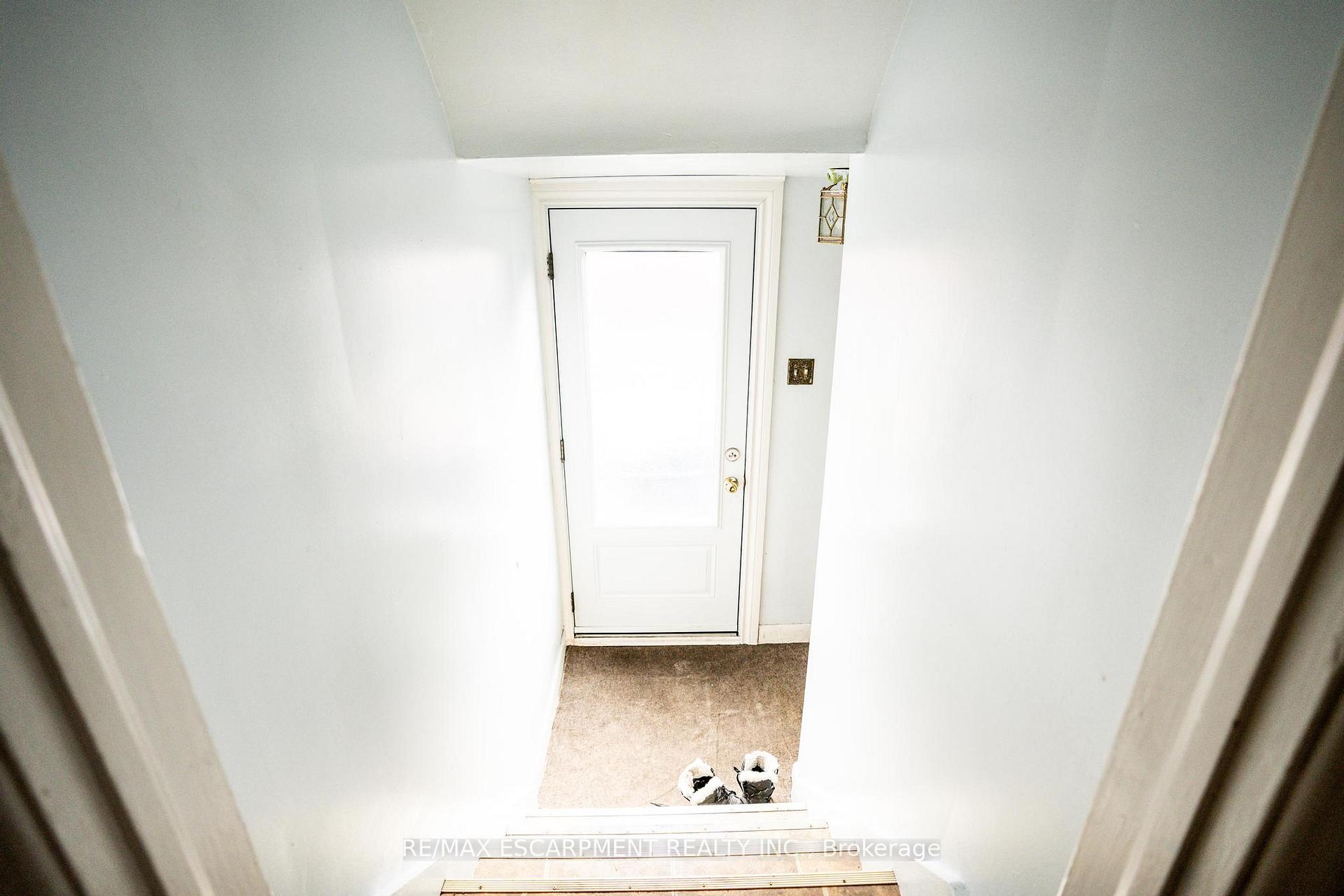 Photo 17 of 21 Shynal Avenue, Hamilton, Parkview — HOMEH