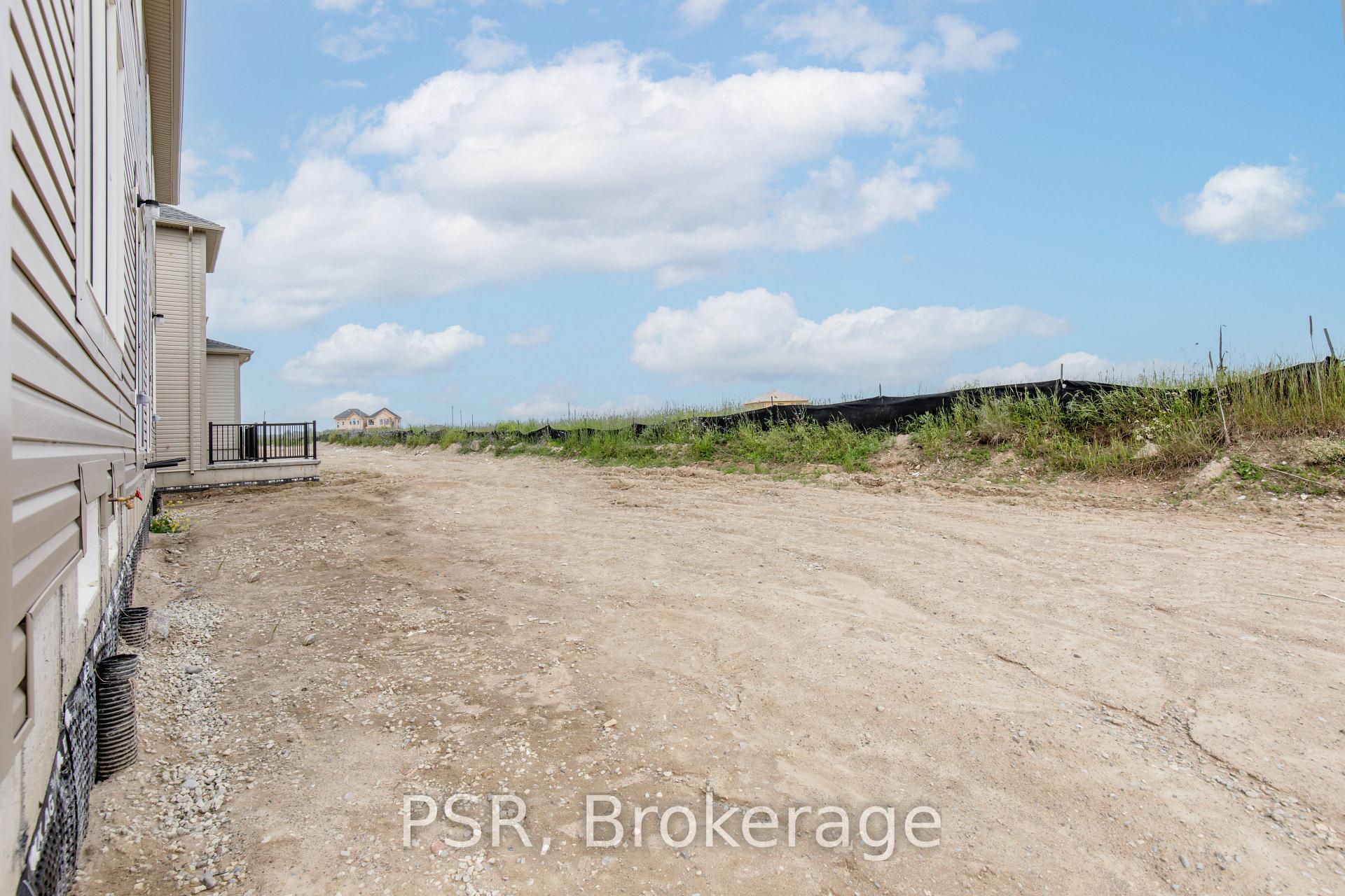Photo 48 of 39 Stately Drive, Wasaga Beach — HOMEH