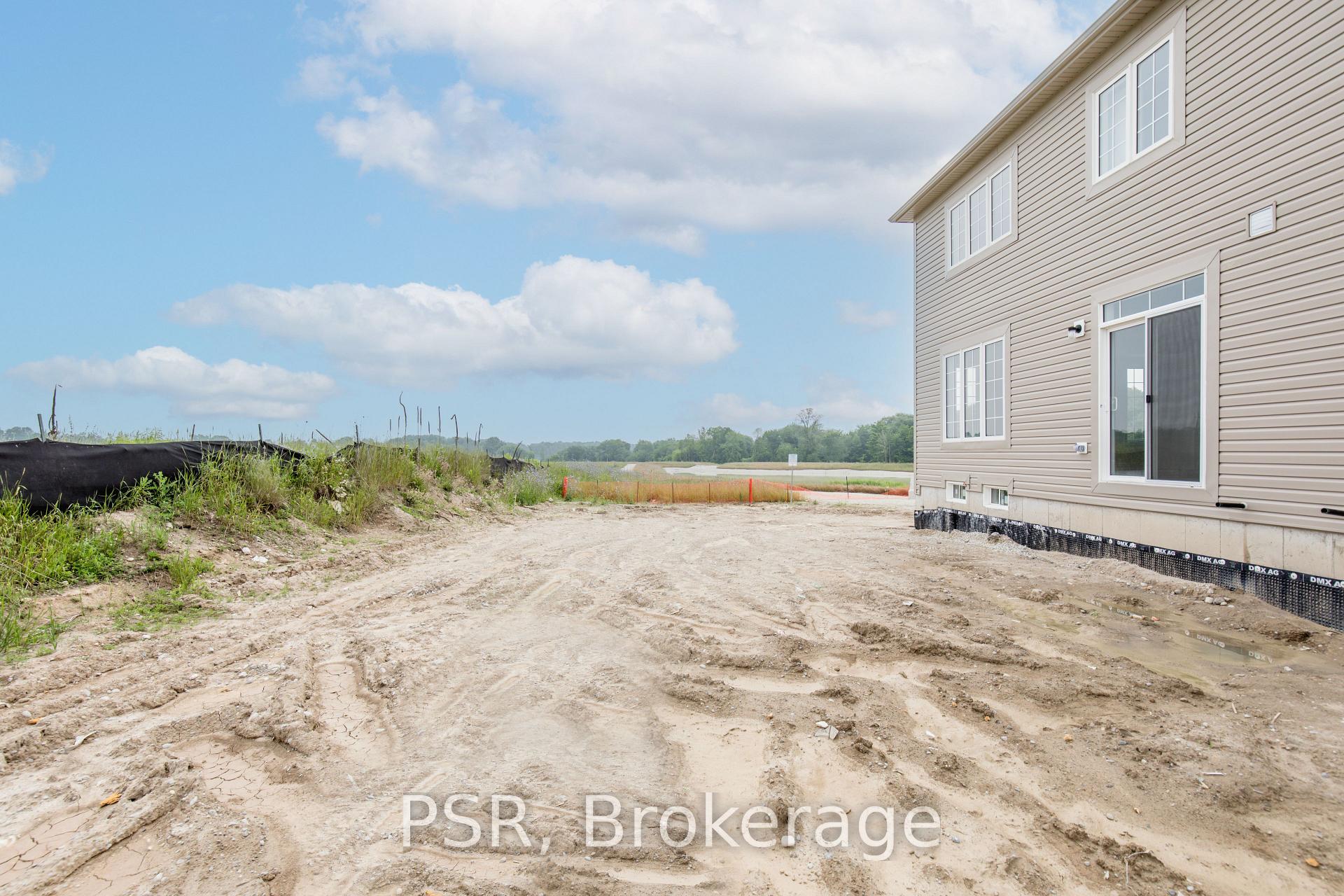 Photo 38 of 39 Stately Drive, Wasaga Beach — HOMEH