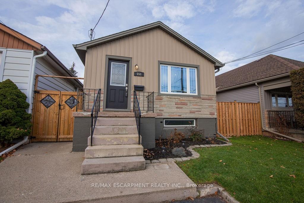 Photo 7 of Unit MAIN, 551 Barnaby Street, Hamilton, Parkview — HOMEH