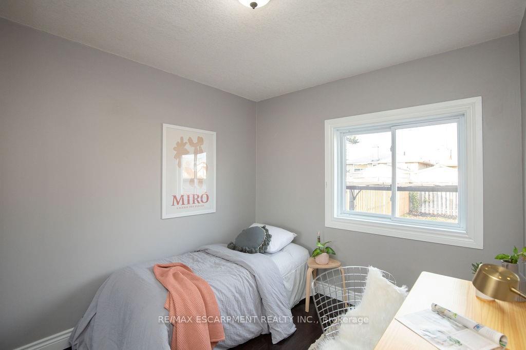 Photo 15 of Unit MAIN, 551 Barnaby Street, Hamilton, Parkview — HOMEH