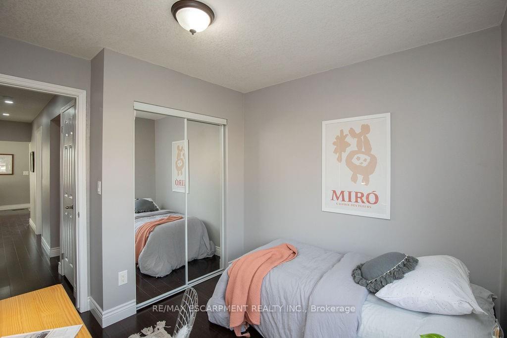 Photo 23 of Unit MAIN, 551 Barnaby Street, Hamilton, Parkview — HOMEH