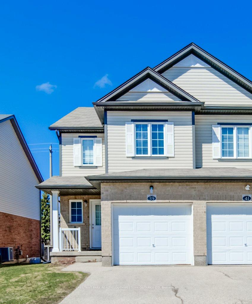 Photo 17 of 39 Iron Gate Street, Kitchener — HOMEH