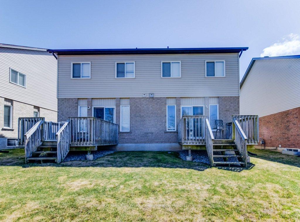 Photo 26 of 39 Iron Gate Street, Kitchener — HOMEH