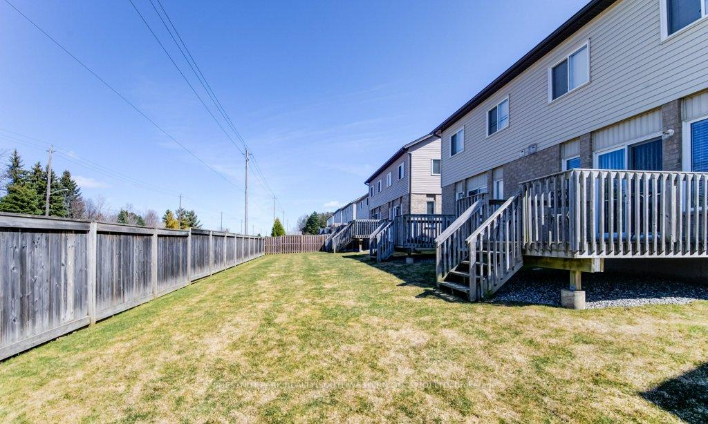 Photo 29 of 39 Iron Gate Street, Kitchener — HOMEH