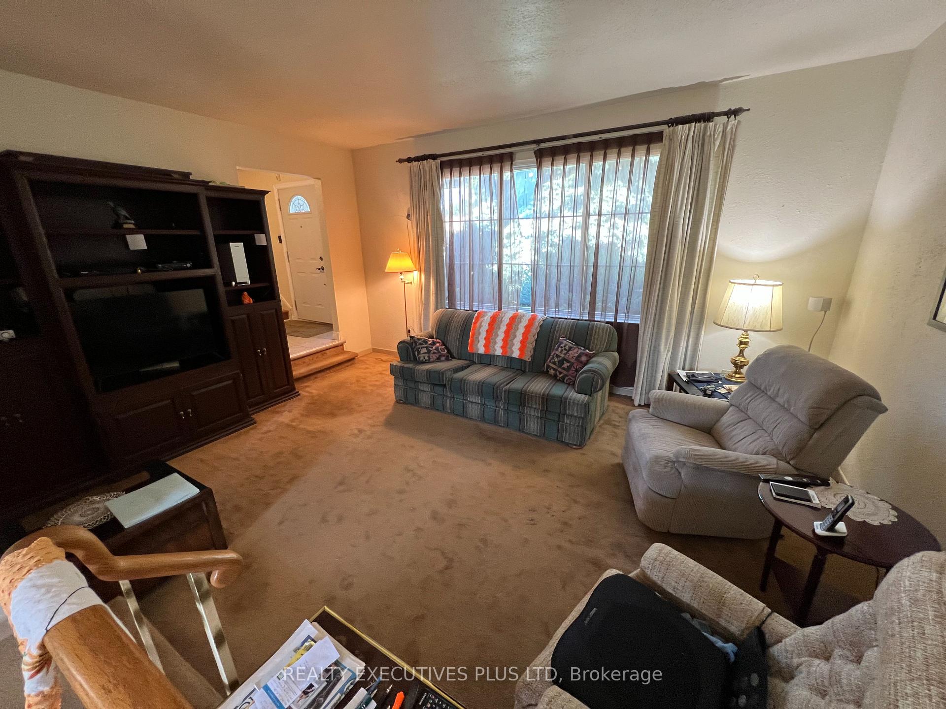 Photo 10 of 39 Glebe Crescent, Brampton, Northgate — HOMEH