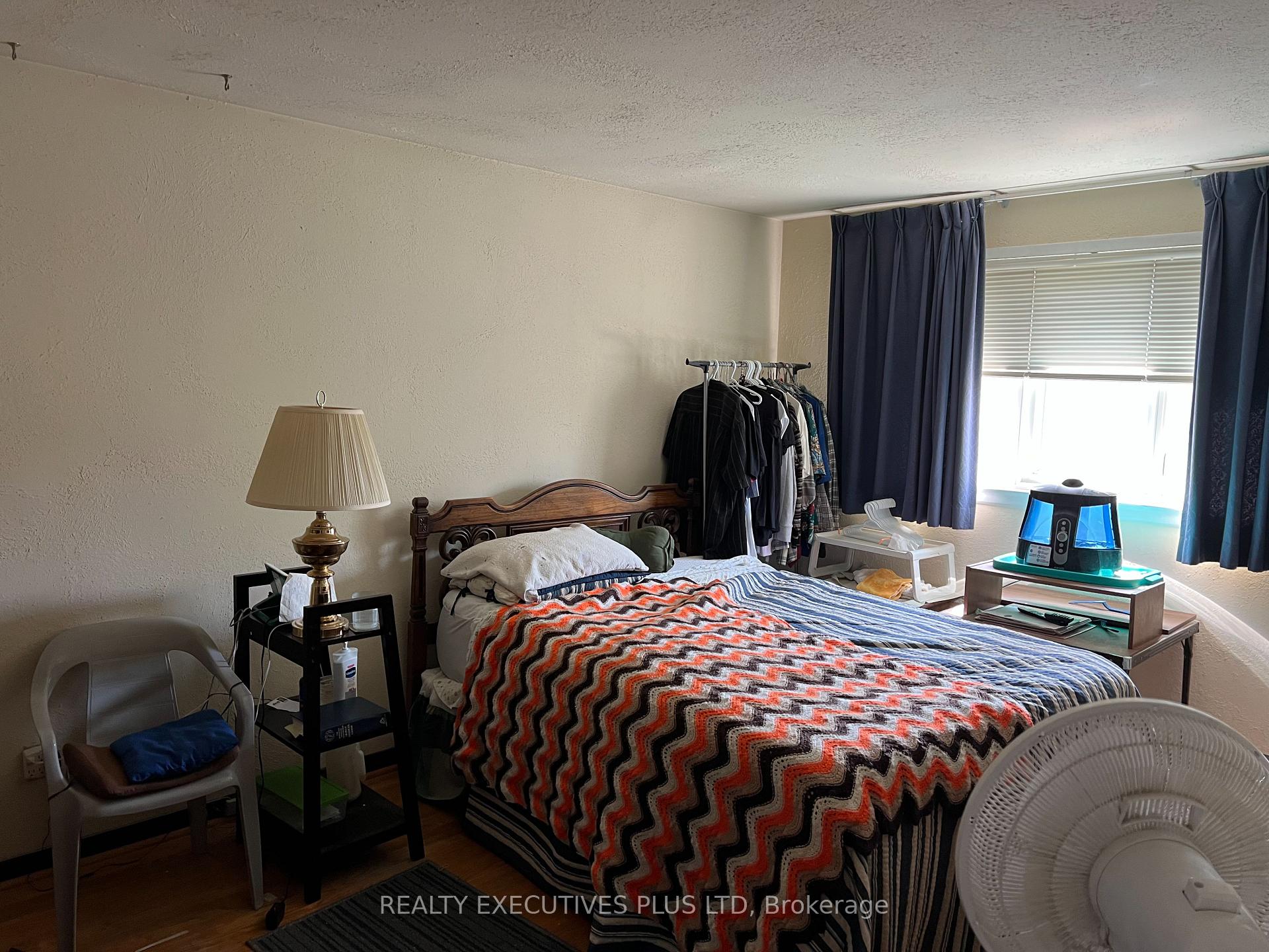 Photo 5 of 39 Glebe Crescent, Brampton, Northgate — HOMEH