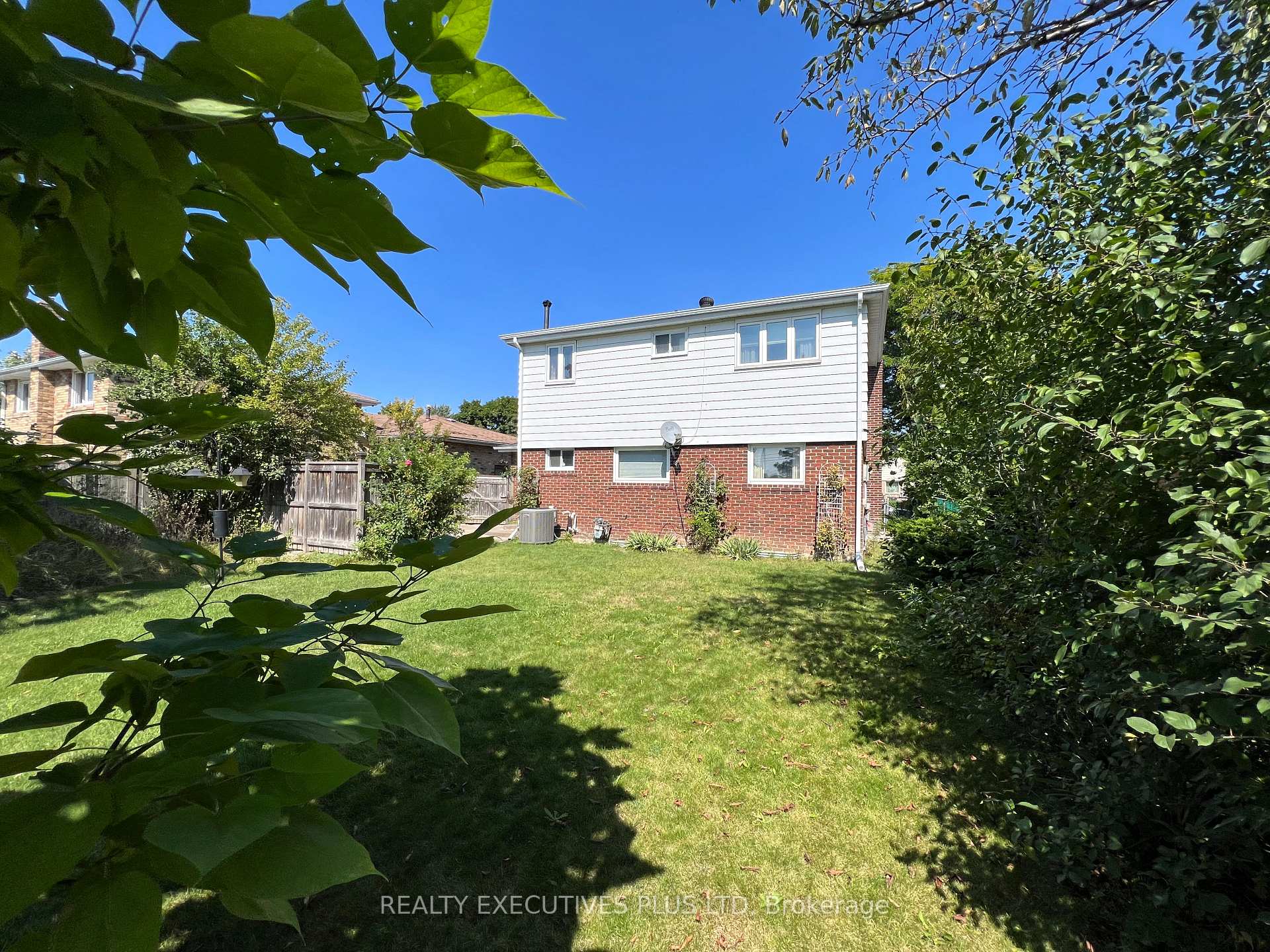 Photo 8 of 39 Glebe Crescent, Brampton, Northgate — HOMEH