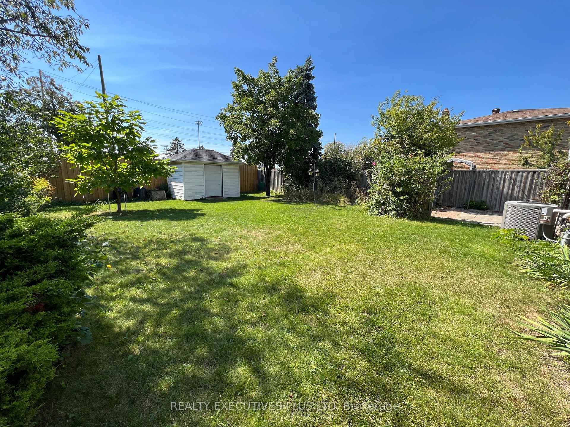 Photo 7 of 39 Glebe Crescent, Brampton, Northgate — HOMEH