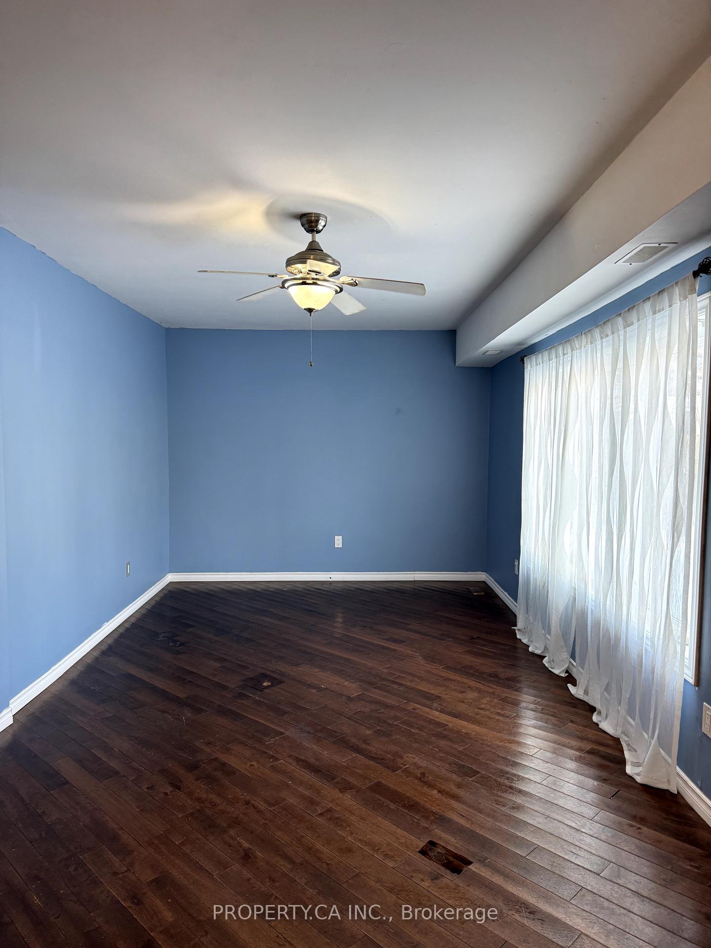 Photo 2 of 251 Pine Beach Drive, Georgina, Keswick South — HOMEH