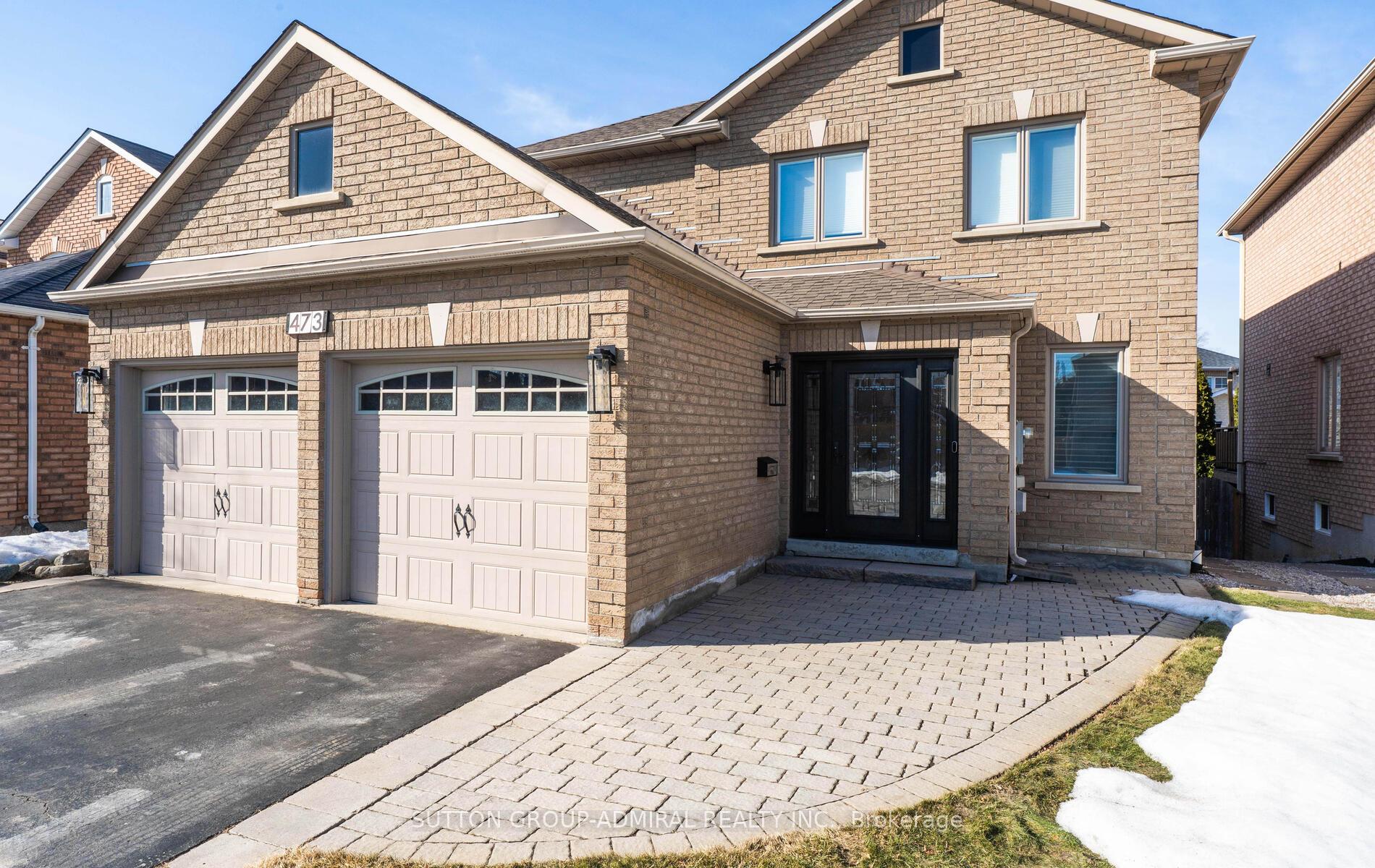 Front of 473 Highcliffe Drive