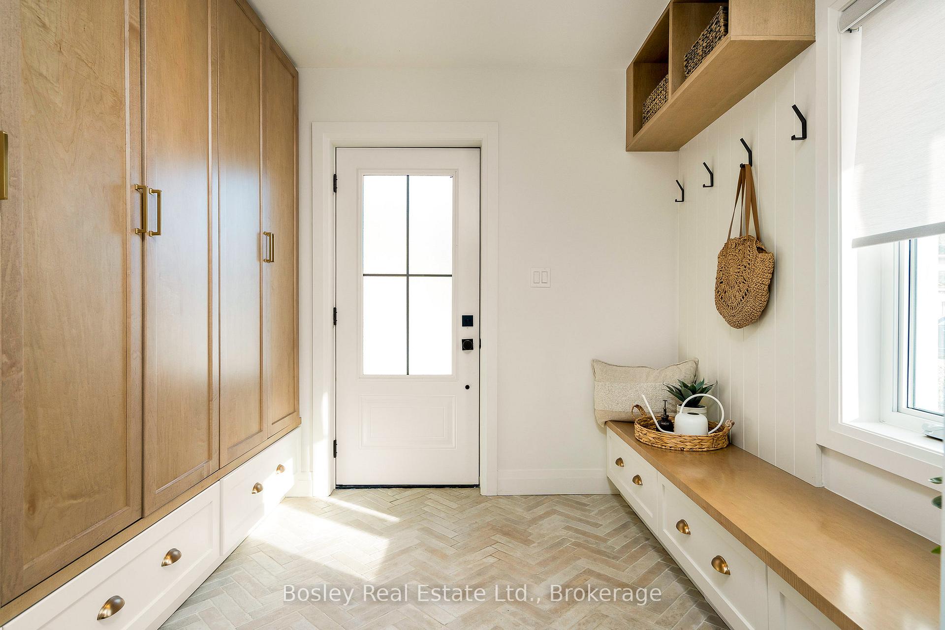 Photo 12 of 200 Birch Street W, Collingwood — HOMEH
