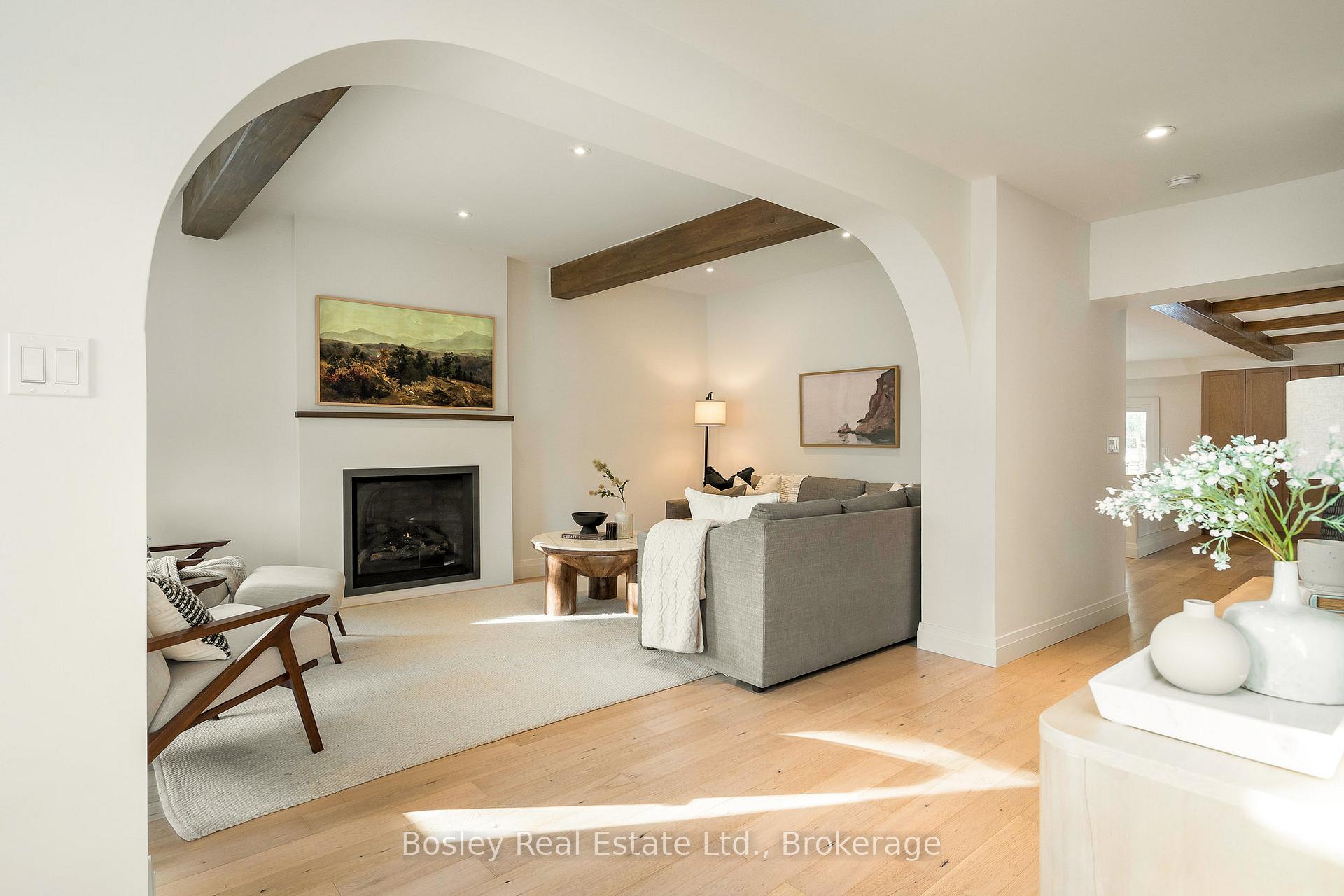 Photo 5 of 200 Birch Street W, Collingwood — HOMEH