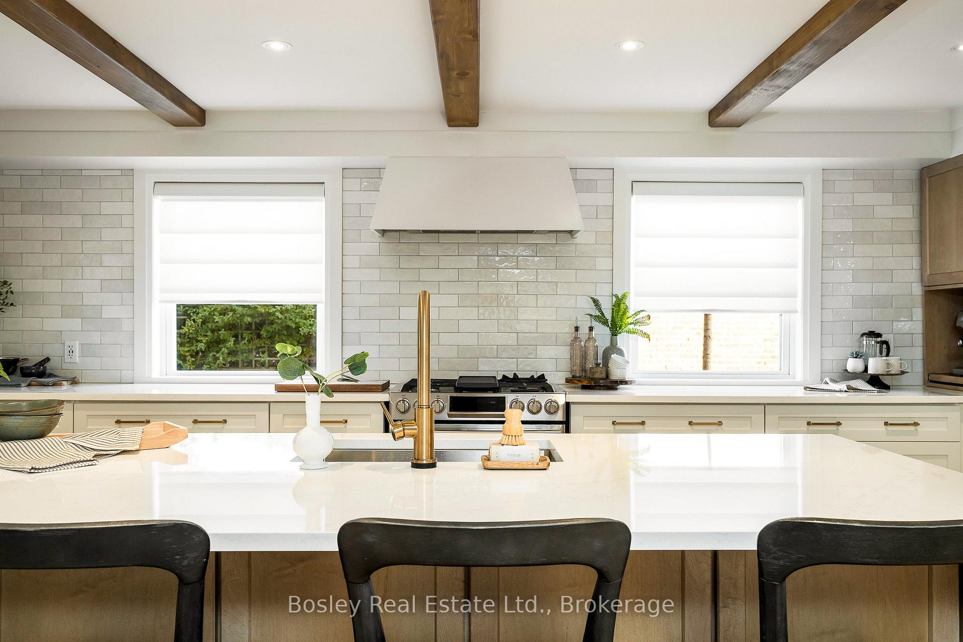 Photo 19 of 200 Birch Street W, Collingwood — HOMEH
