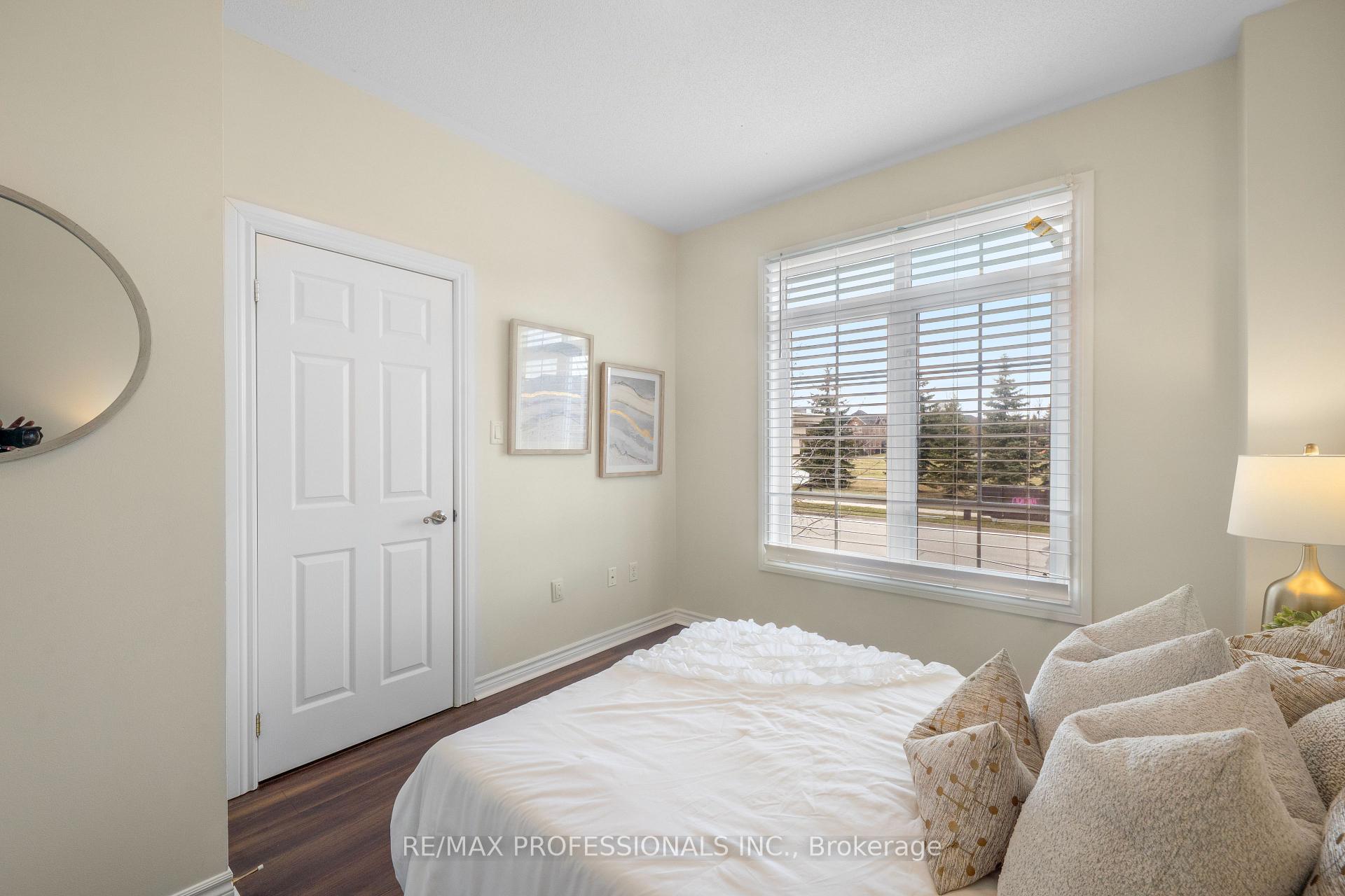 Photo 3 of 171 Kenneth Hobbs Avenue, Whitby, Pringle Creek — HOMEH