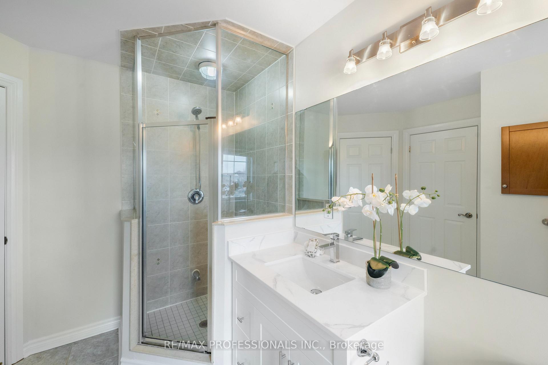 Photo 10 of 171 Kenneth Hobbs Avenue, Whitby, Pringle Creek — HOMEH