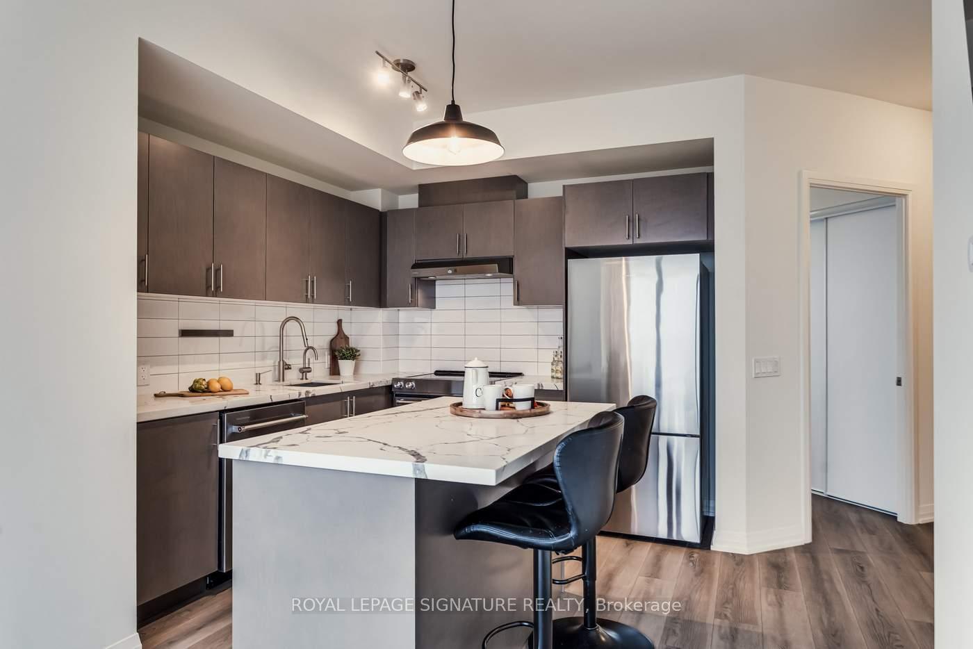 Photo 6 of Unit 2124, 9000 Jane Street, Vaughan, Concord — HOMEH