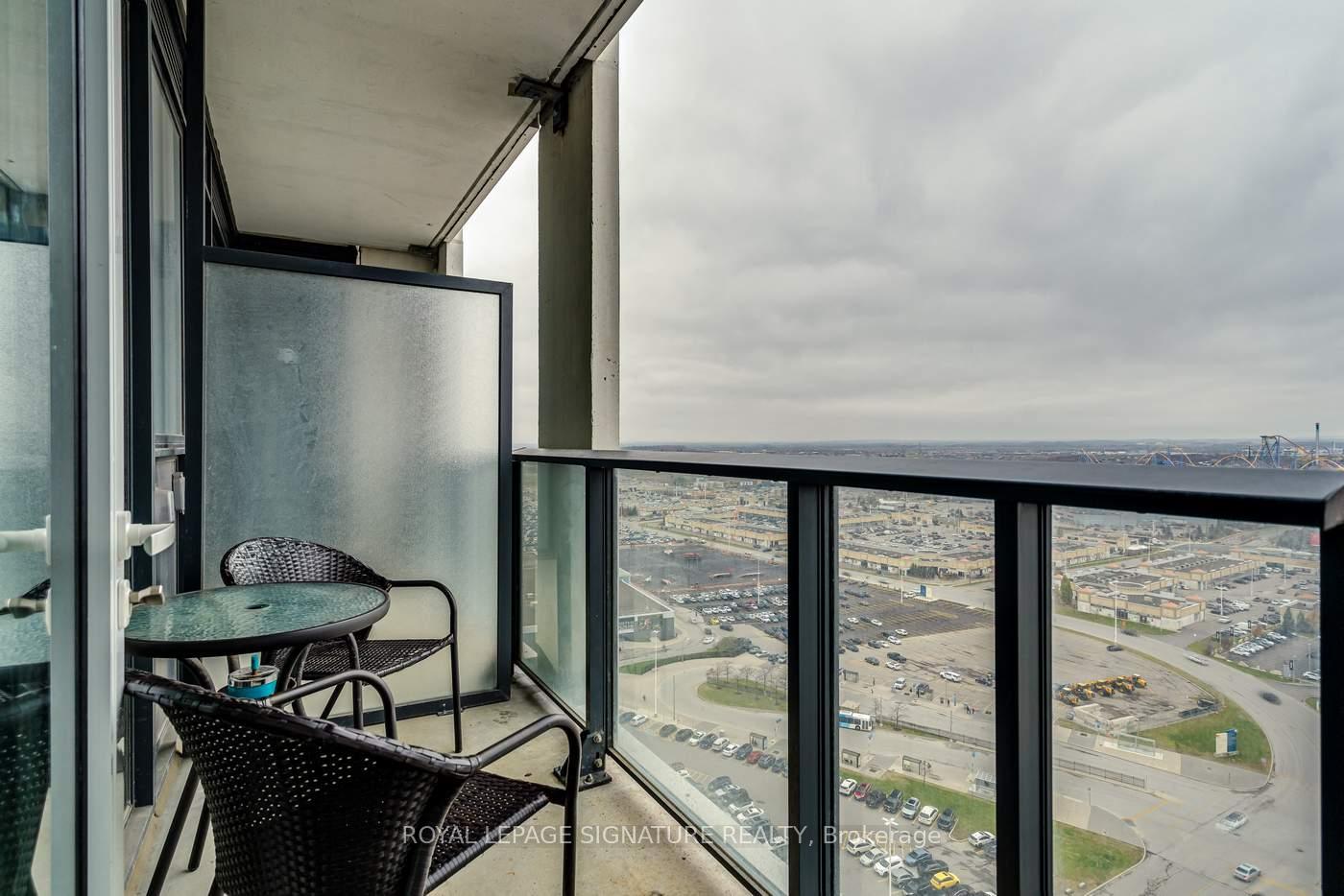 Photo 11 of Unit 2124, 9000 Jane Street, Vaughan, Concord — HOMEH