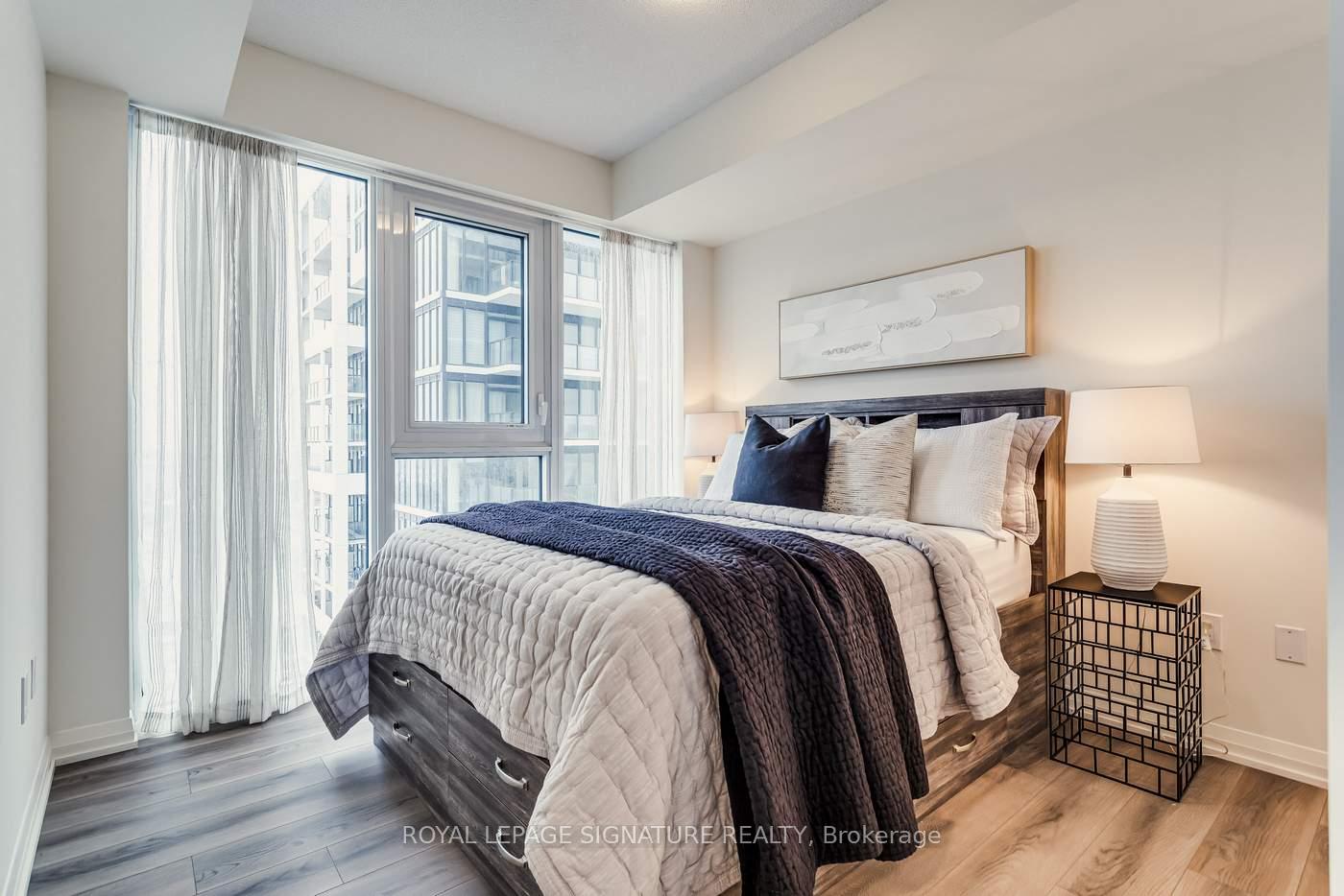 Photo 16 of Unit 2124, 9000 Jane Street, Vaughan, Concord — HOMEH